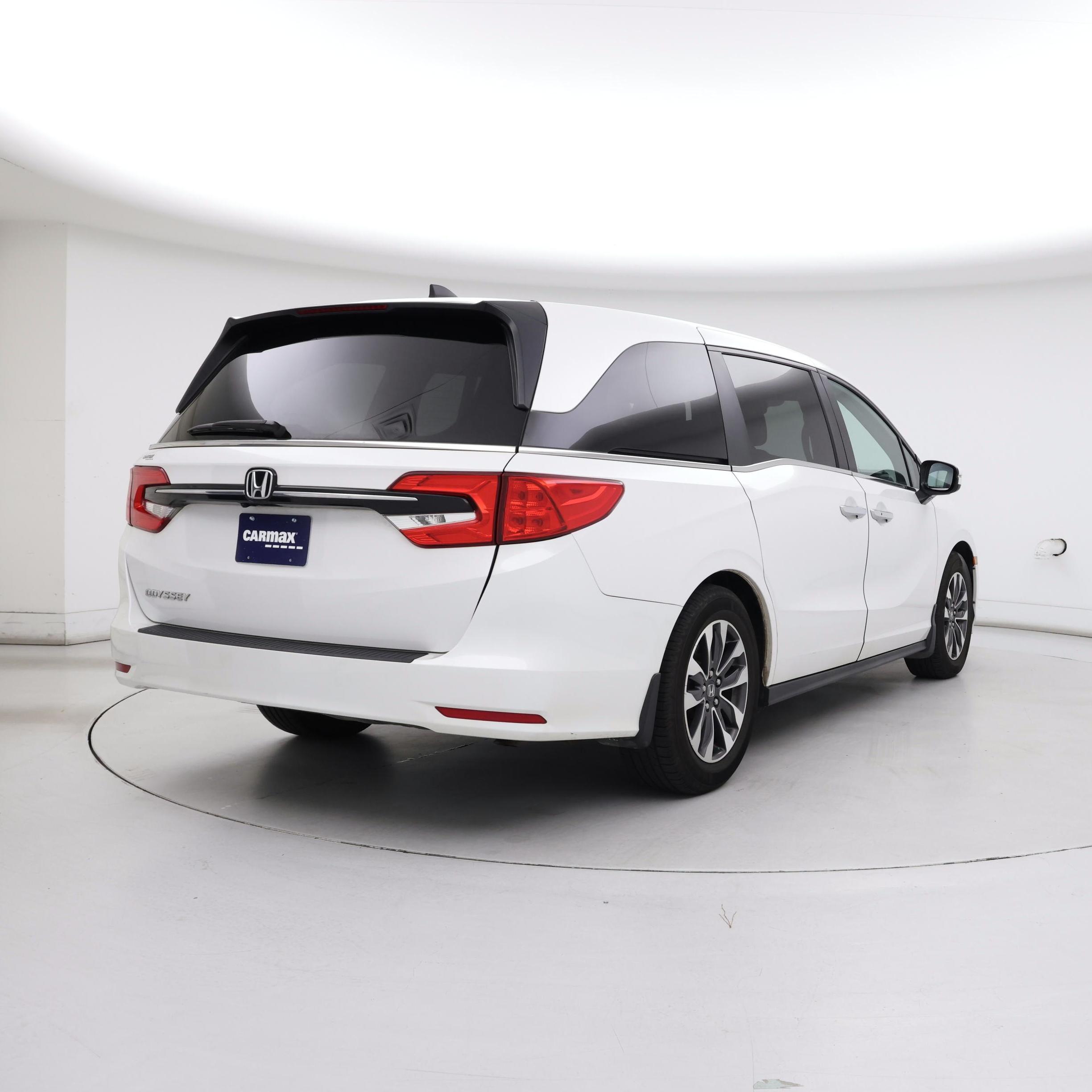 Thumbnail: 2023 Honda Odyssey - 8