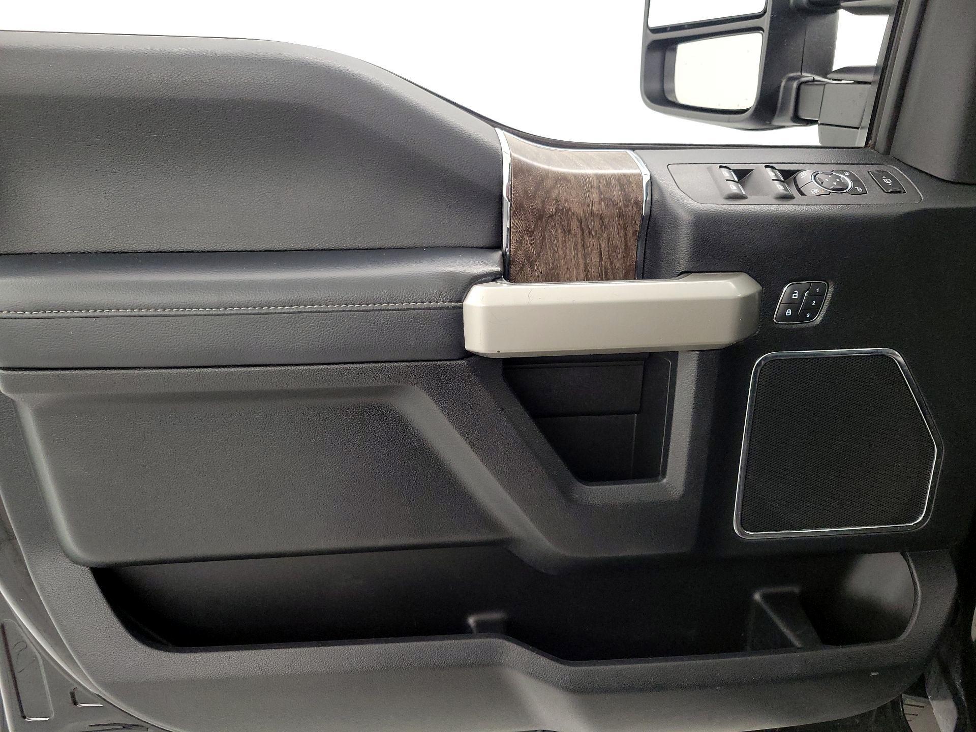 Thumbnail: 2017 Ford F-250 - 12