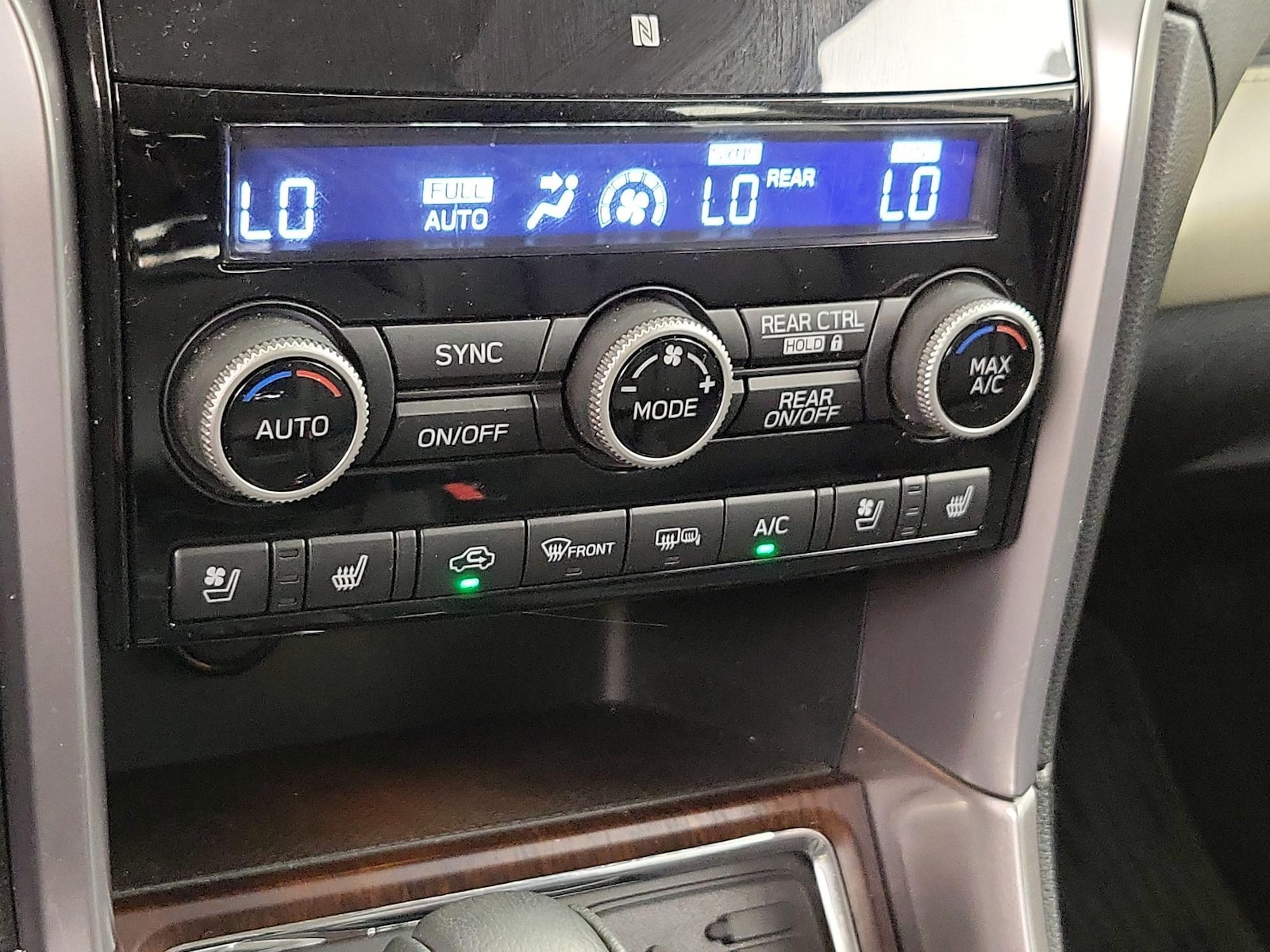 2022 Subaru Ascent Touring - Photo 18