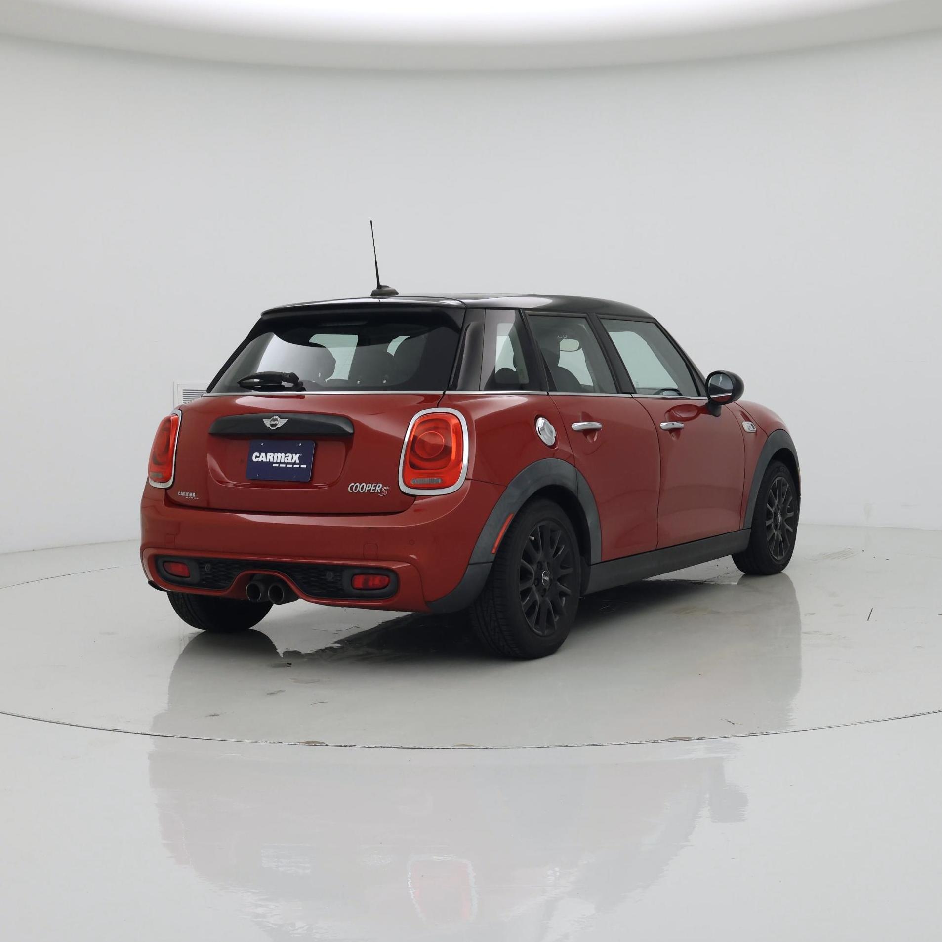 Thumbnail: 2015 MINI Cooper Hardtop - 8