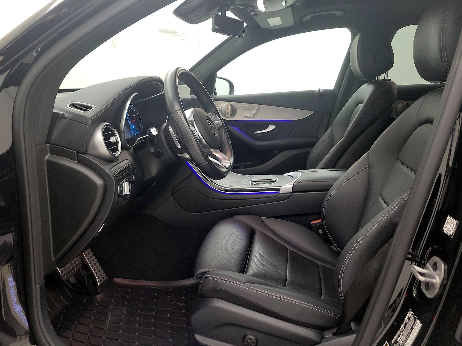 2023 Mercedes-Benz GLC Coupe GLC300 - Photo 12