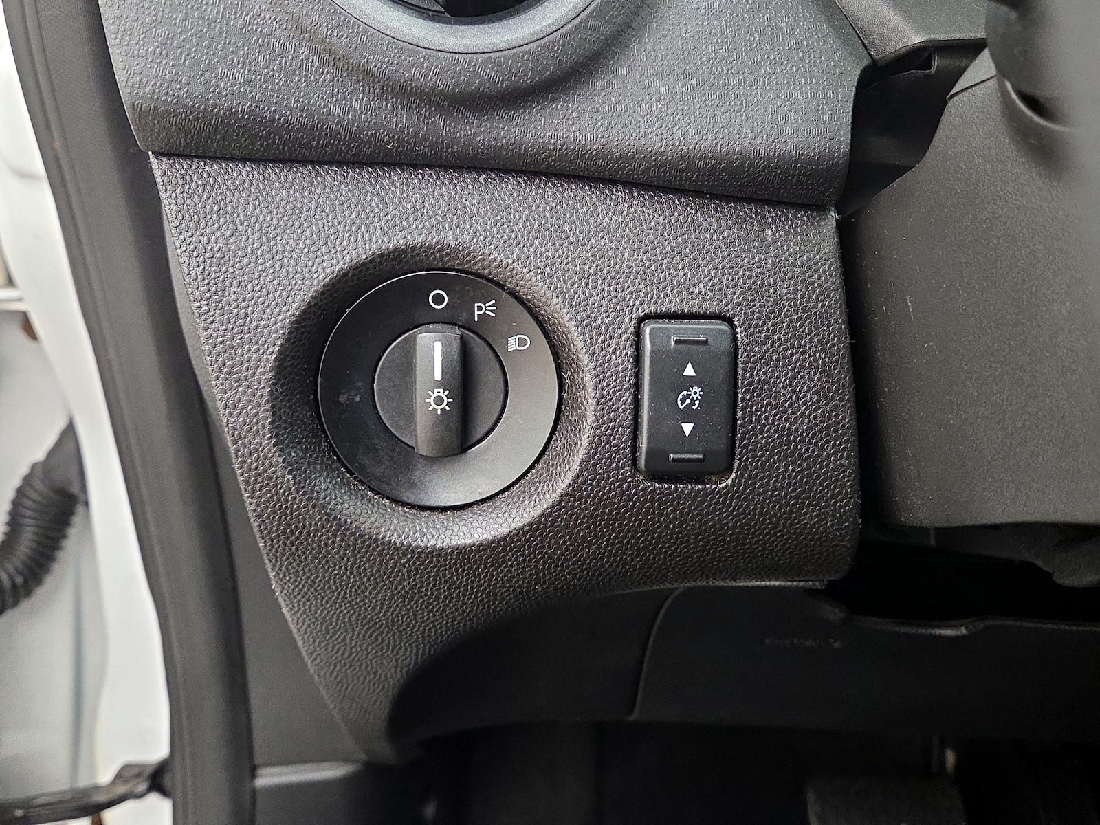 2016 Ford Fiesta S - Photo 14