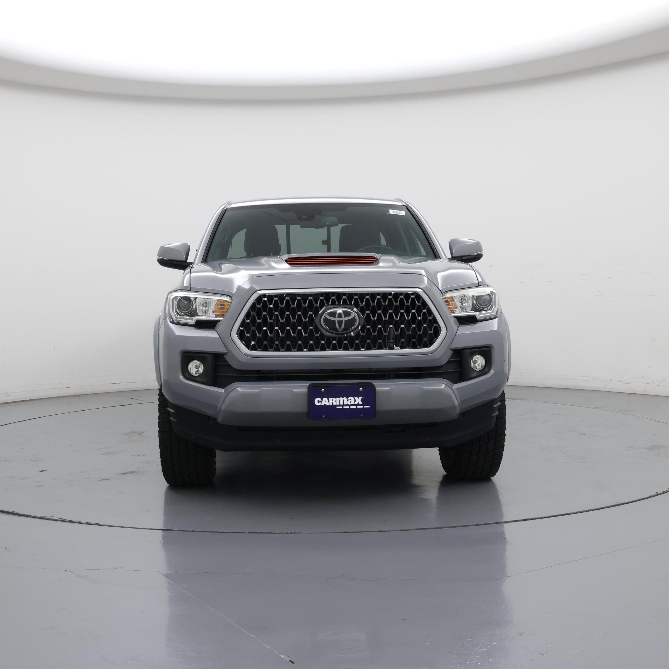Thumbnail: 2018 Toyota Tacoma - 5