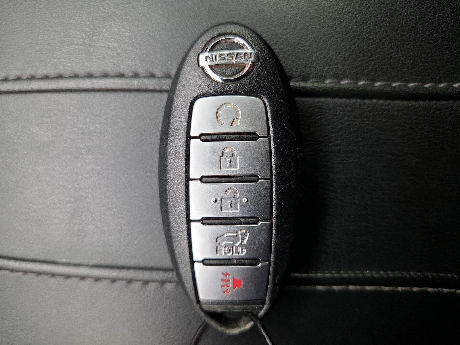 2017 Nissan Rogue SV - Photo 24