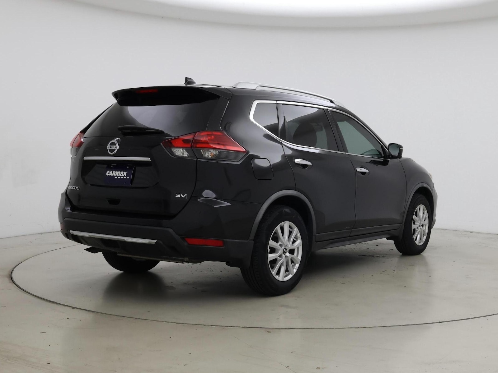 2017 Nissan Rogue SV - Photo 9