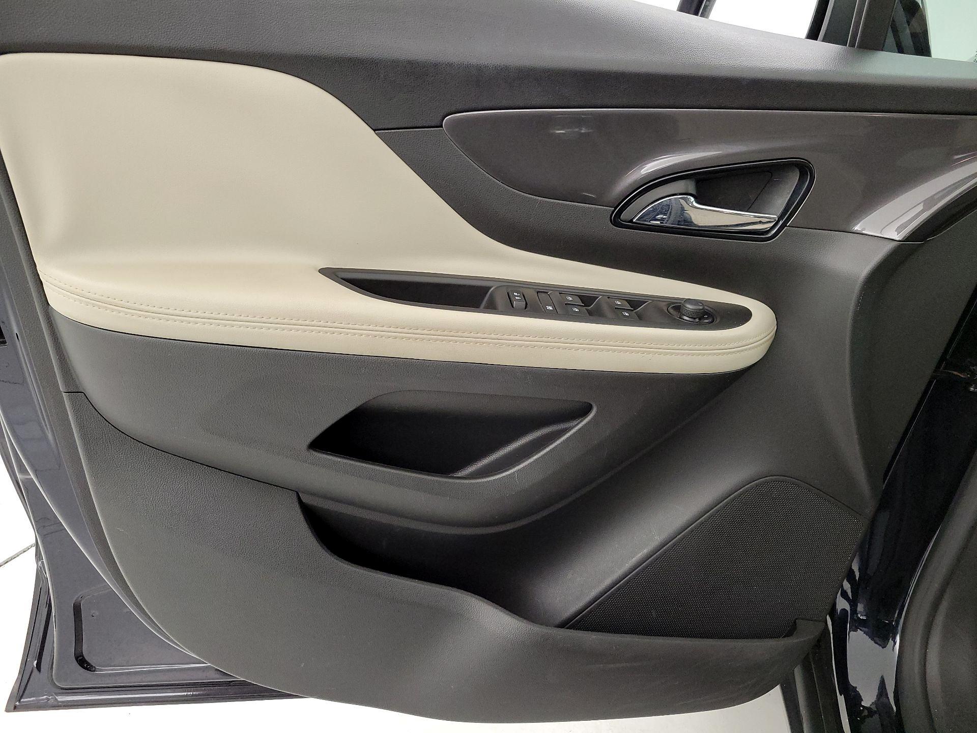 Thumbnail: 2022 Buick Encore - 12