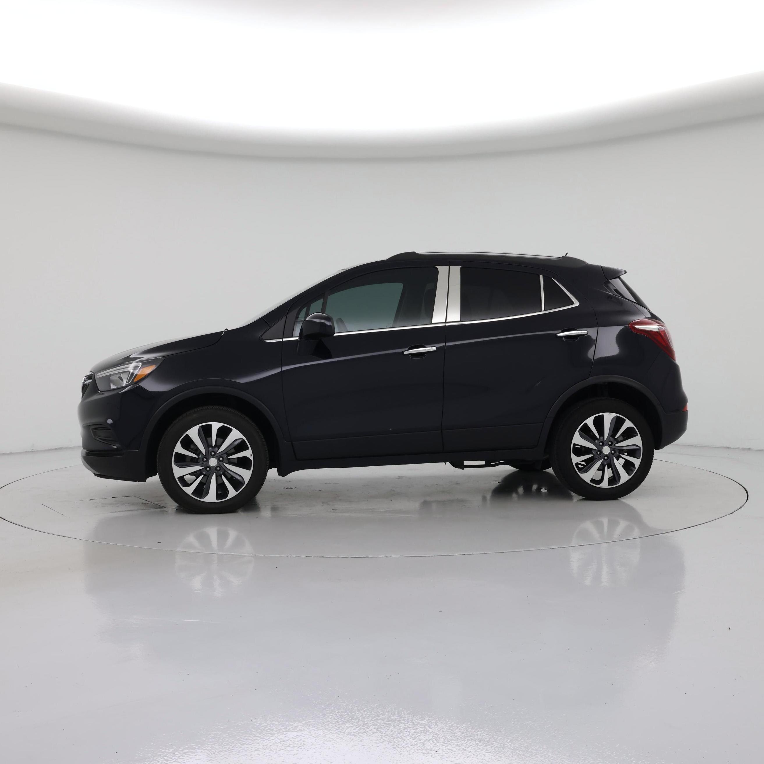 Thumbnail: 2022 Buick Encore - 3
