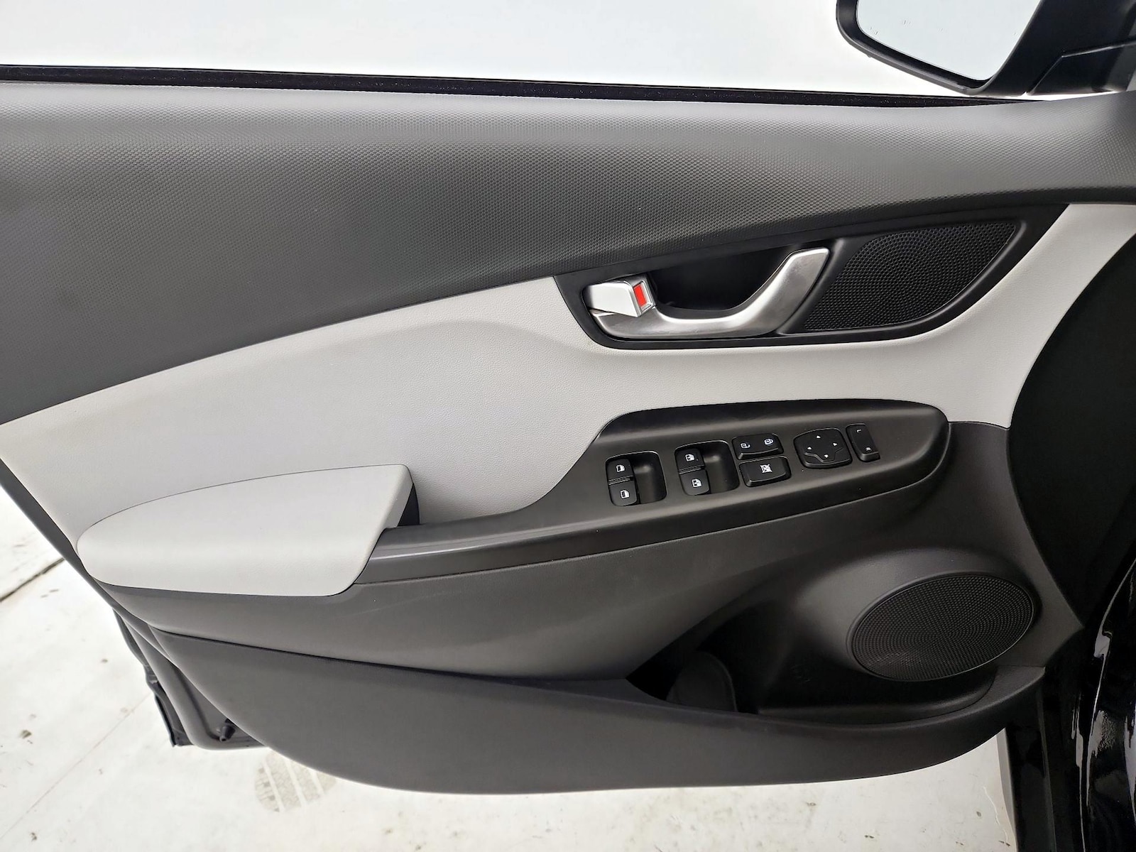2023 Hyundai Kona SEL - Photo 13