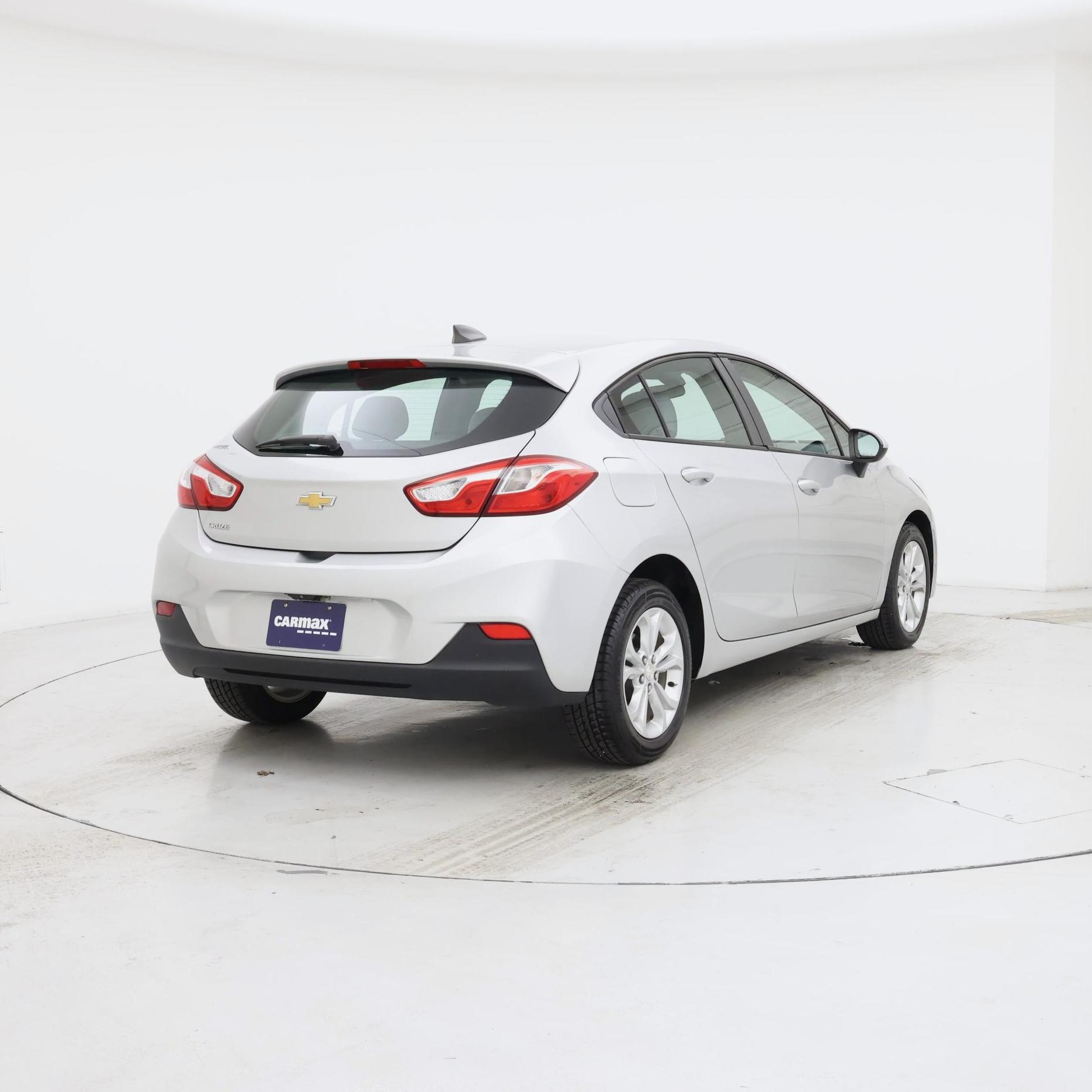 Thumbnail: 2019 Chevrolet Cruze - 8
