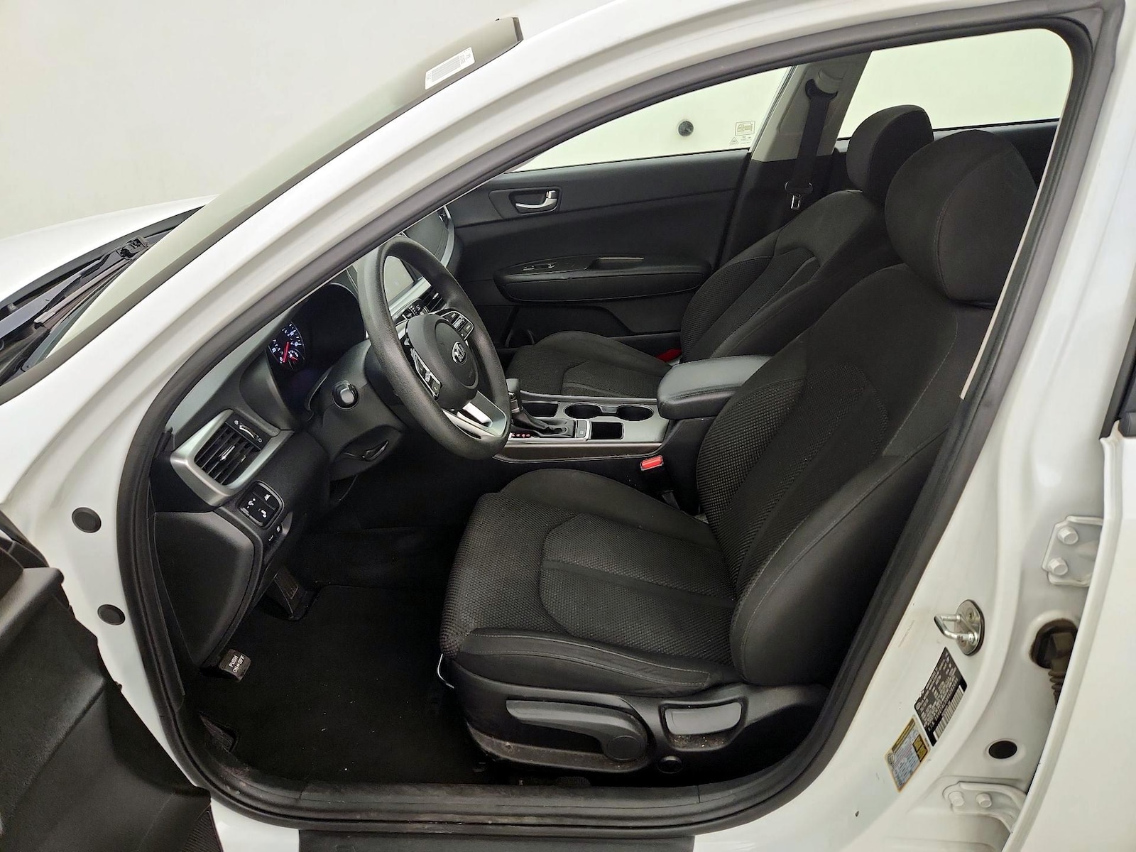 Power Seat(s) & Side Airbags