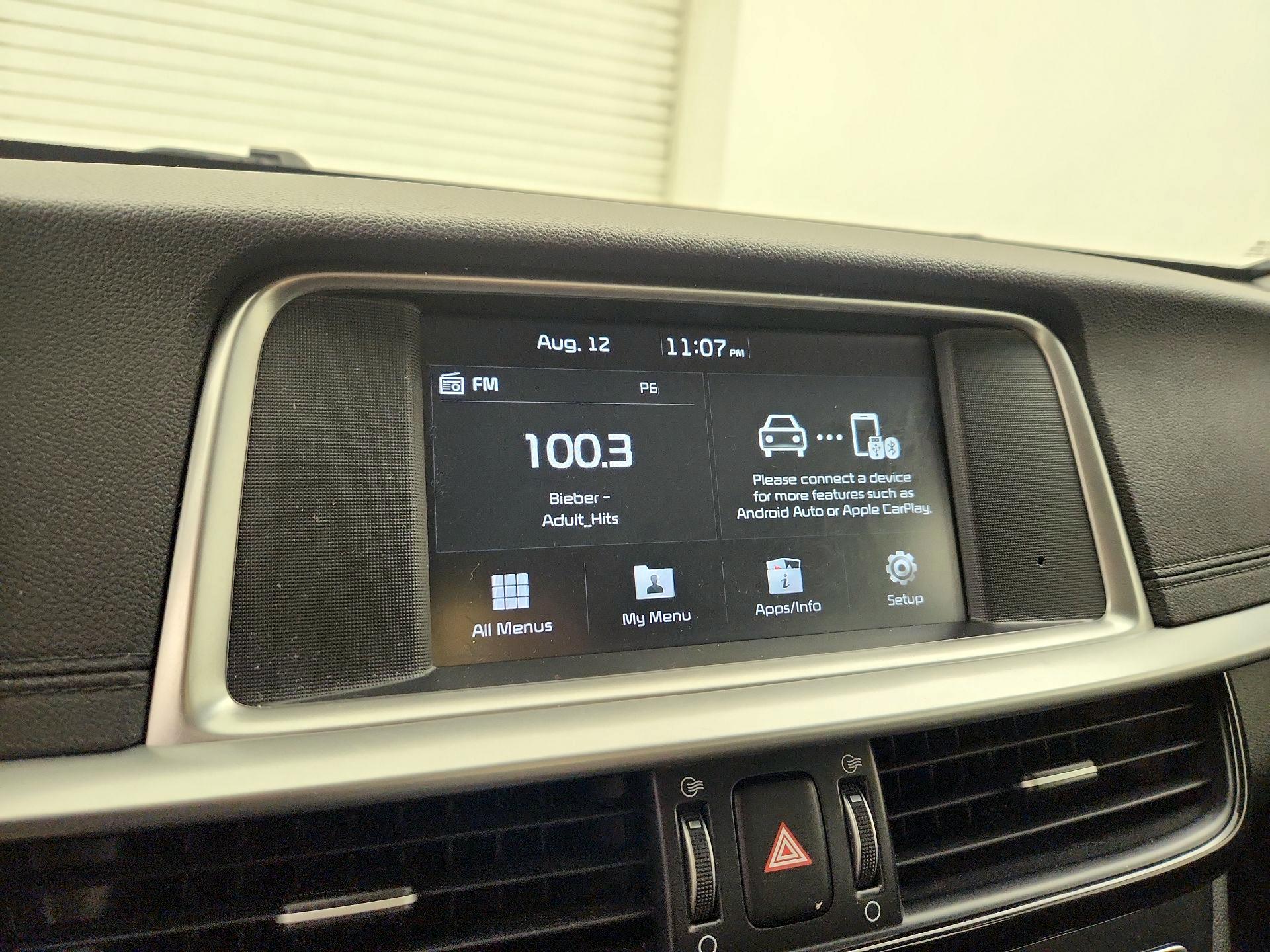 Thumbnail: 2019 Kia Optima - 15