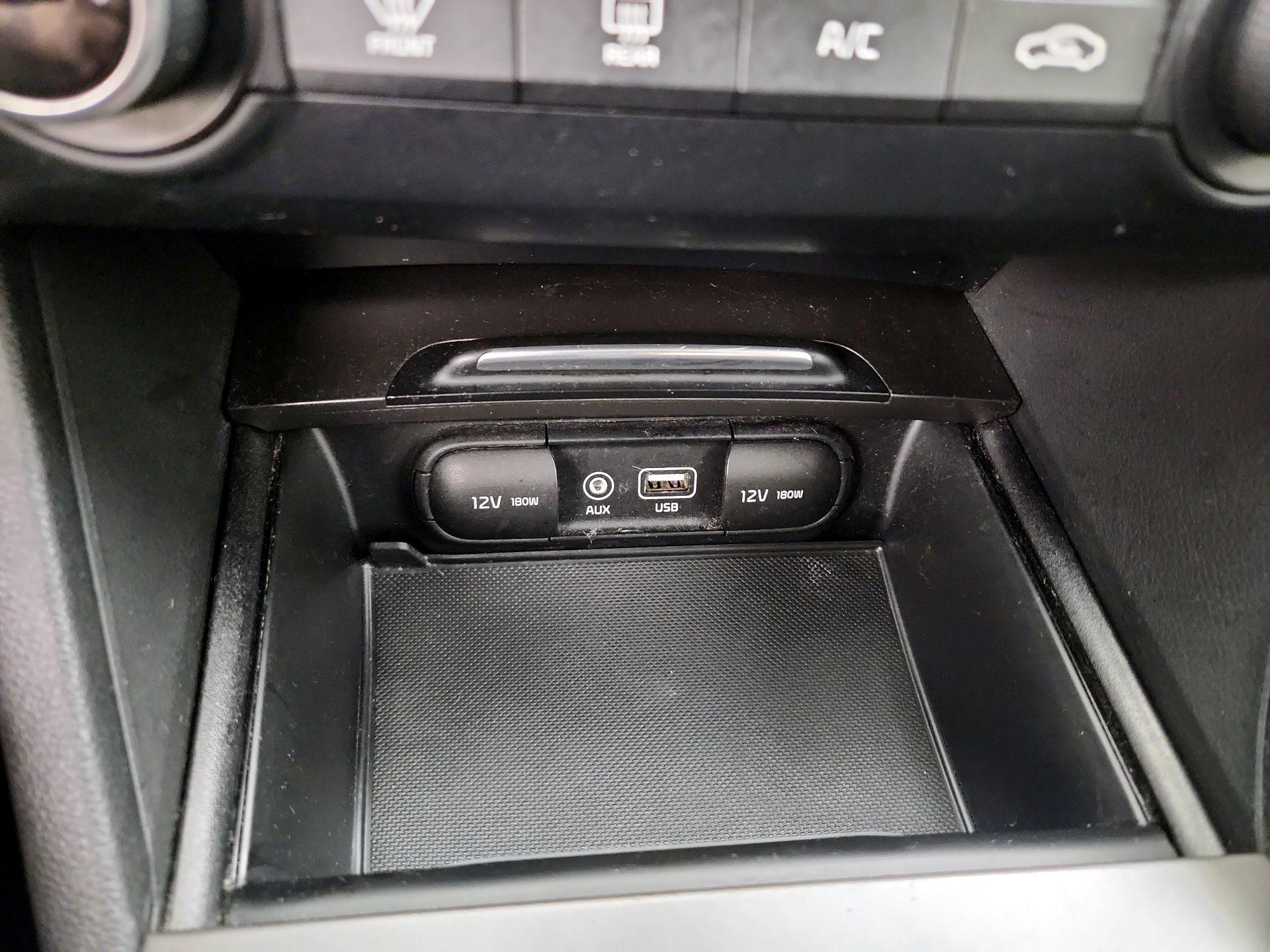 Thumbnail: 2019 Kia Optima - 18
