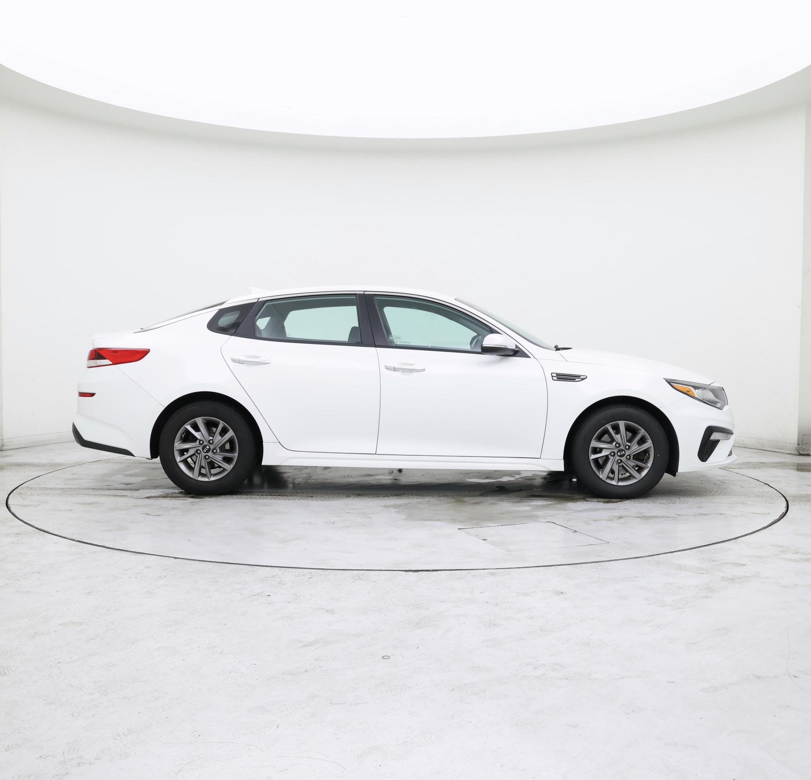 Thumbnail: 2019 Kia Optima - 7