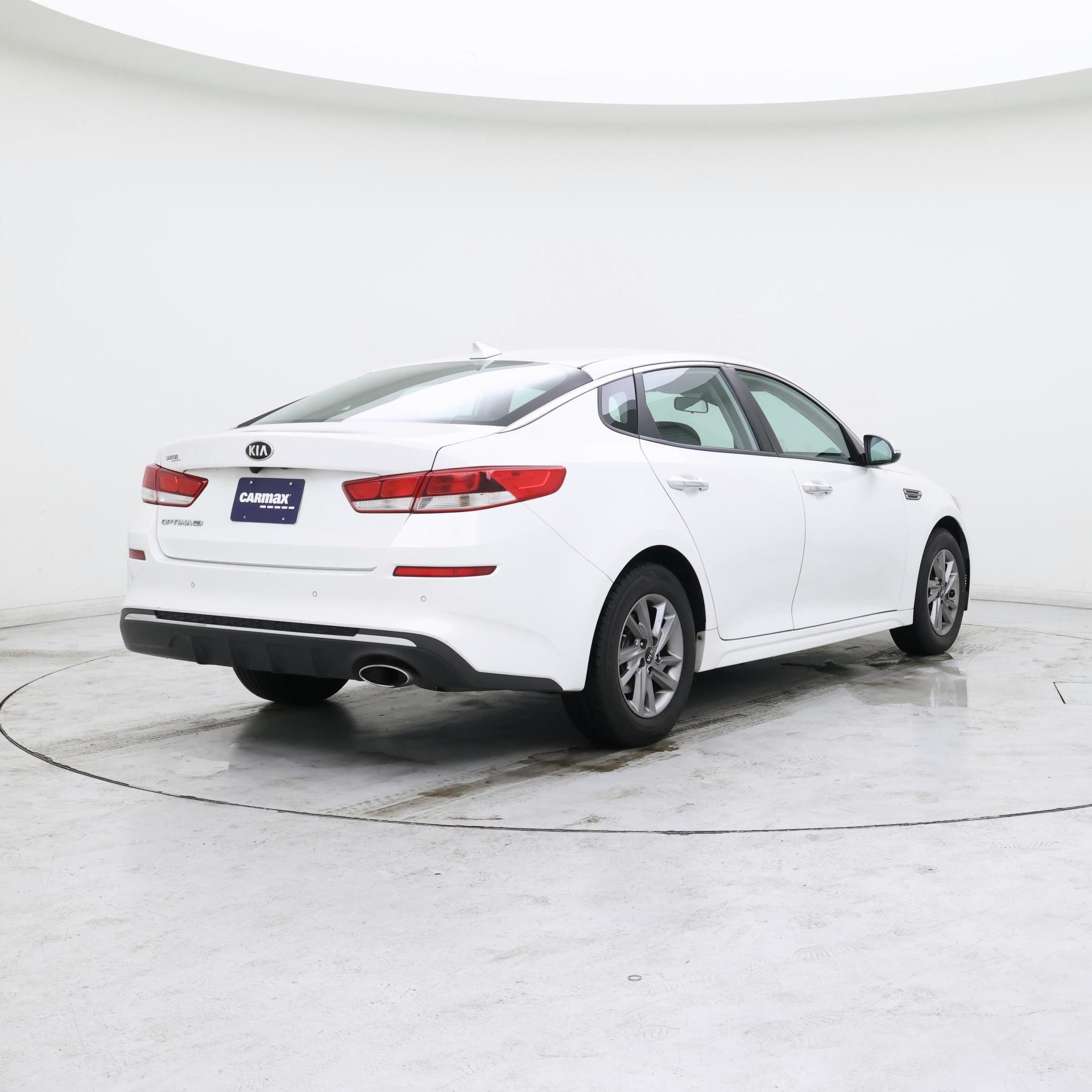 Thumbnail: 2019 Kia Optima - 8