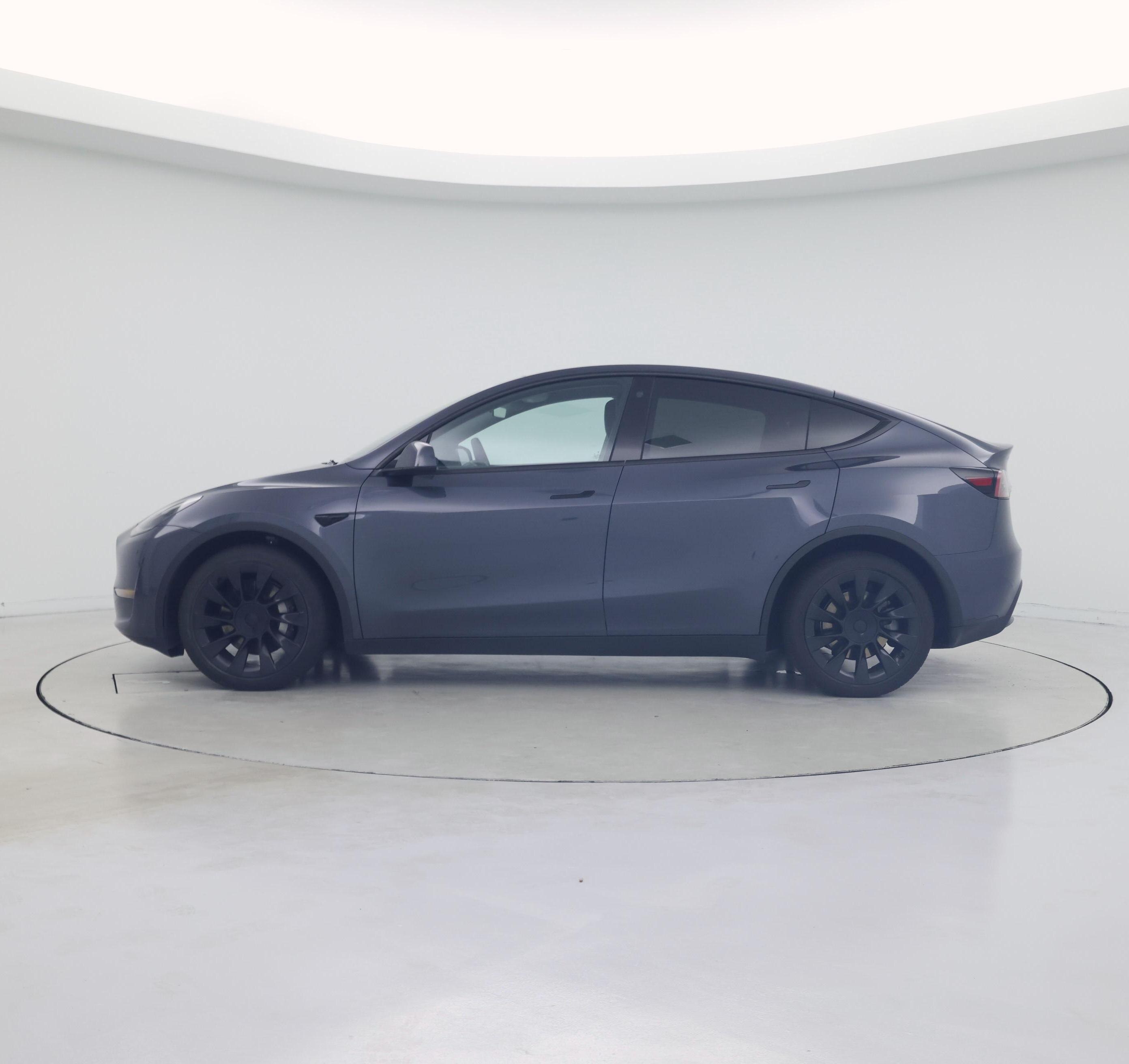 Thumbnail: 2023 Tesla Model Y - 3