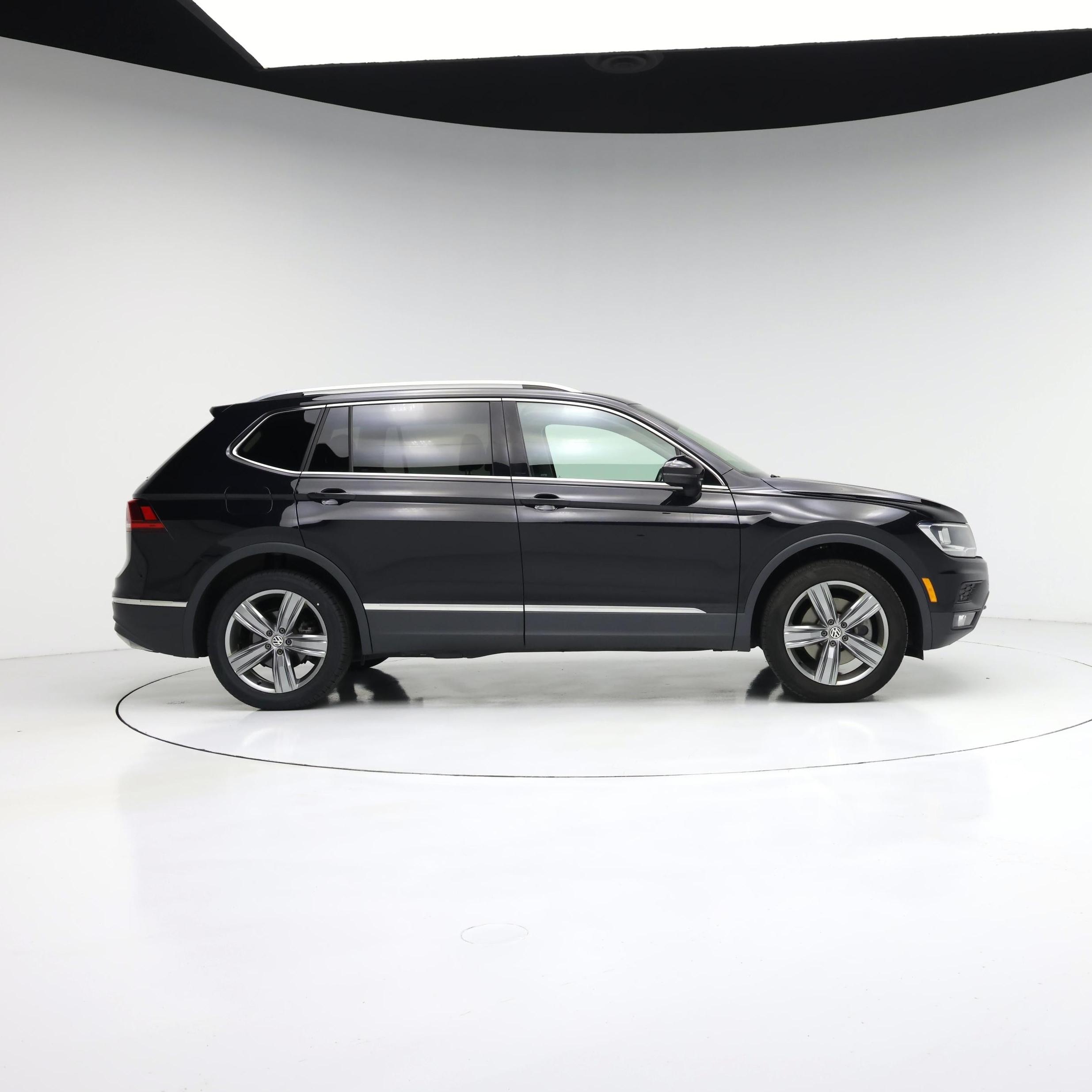 Thumbnail: 2021 Volkswagen Tiguan - 7