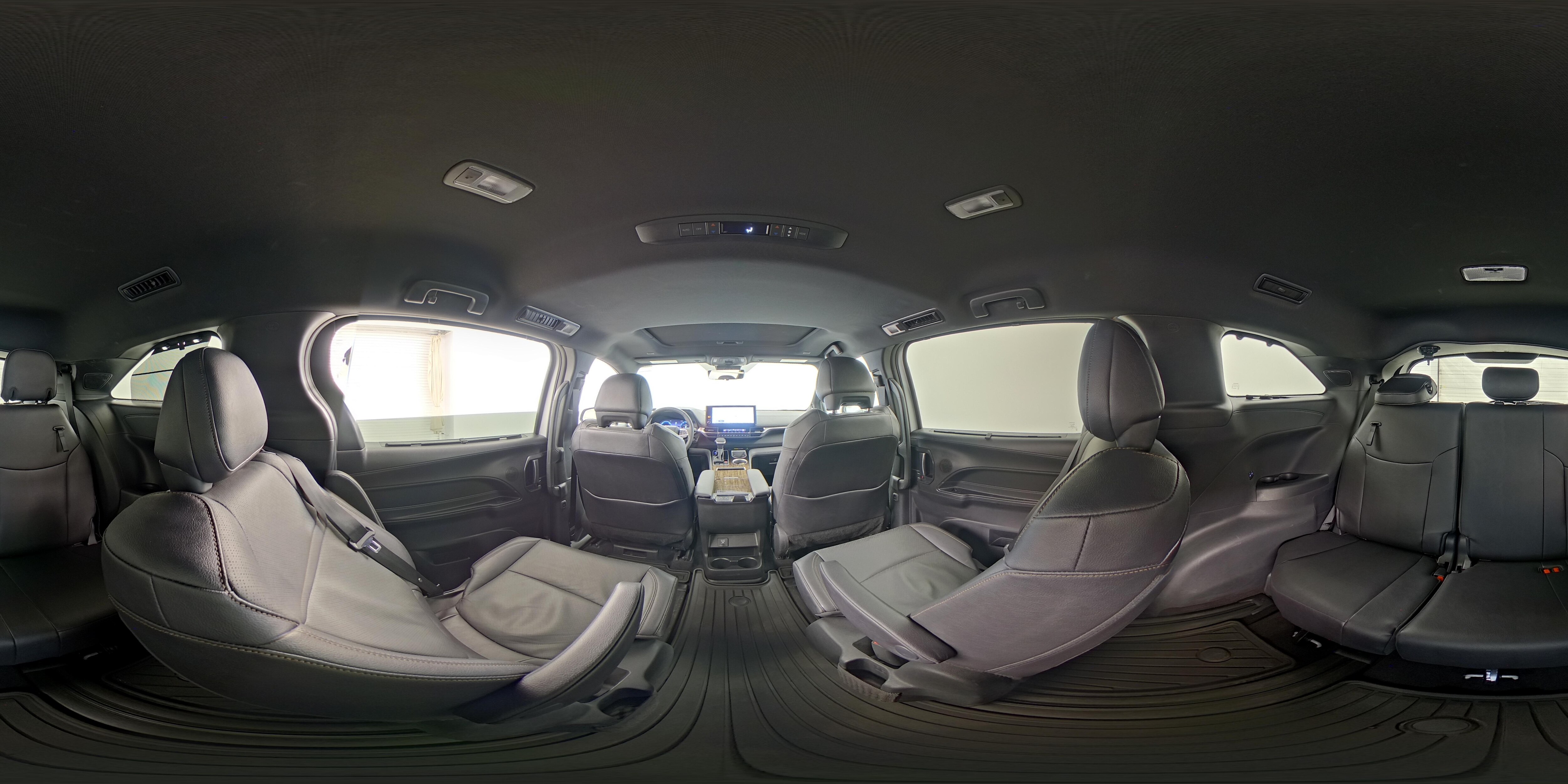 2026 Toyota Sienna Limited - Photo 28
