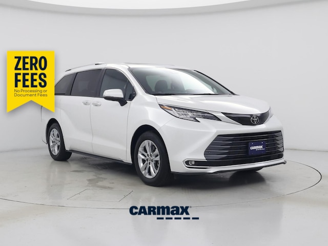 White 2026 Toyota Sienna Minivan All-Wheel Drive Automatic