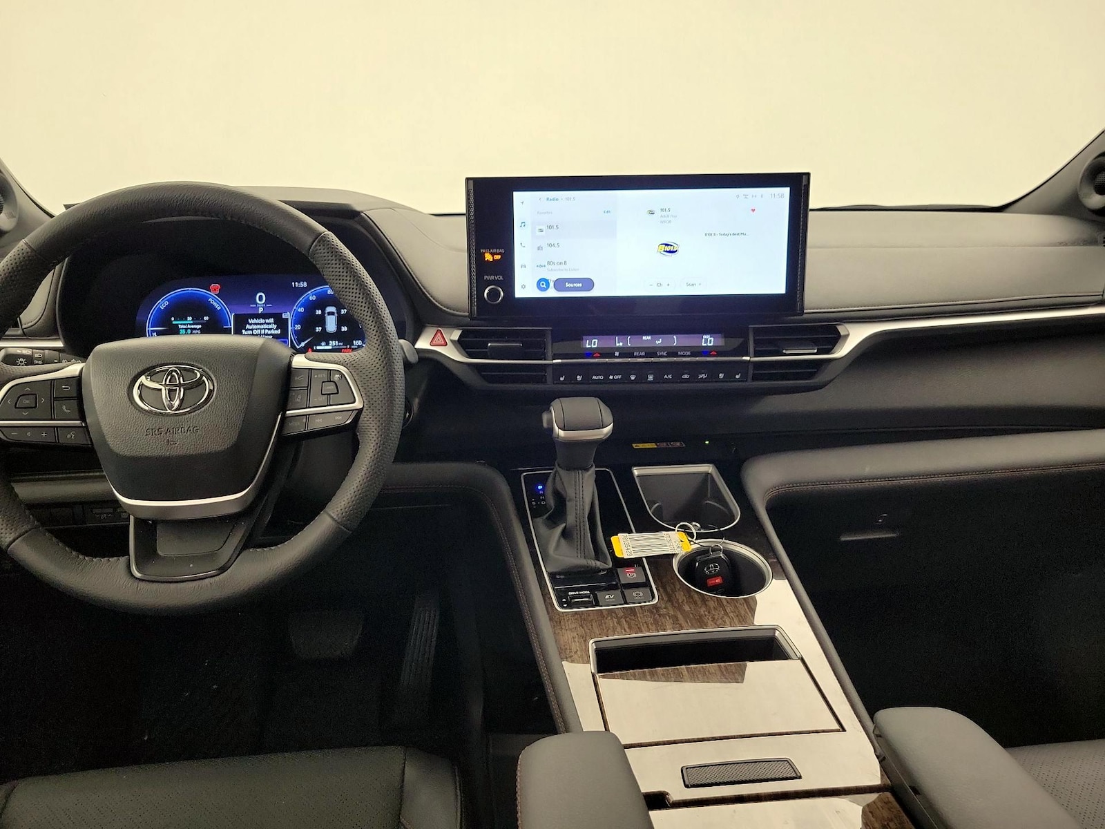 2026 Toyota Sienna Limited - Photo 10