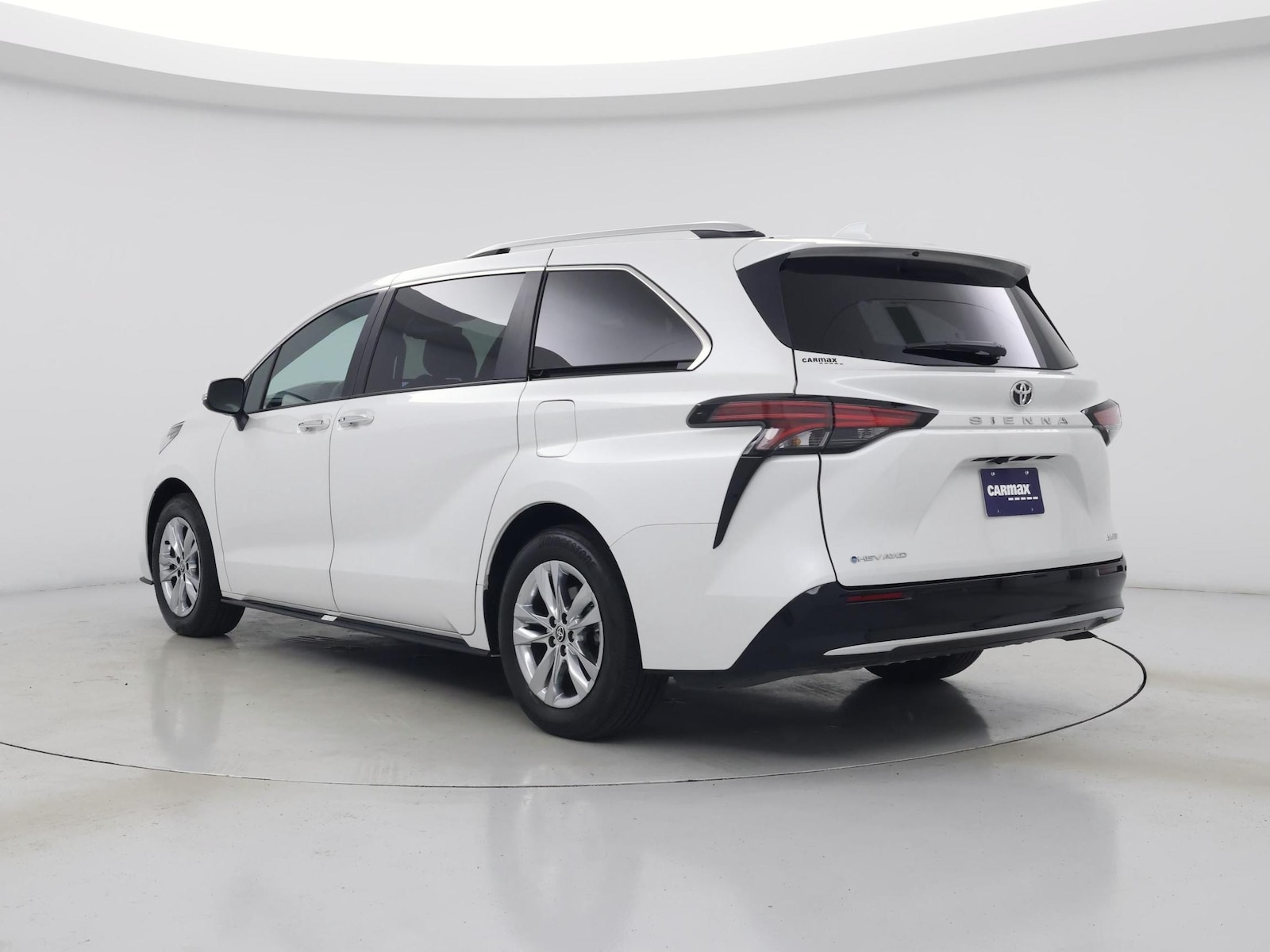 2026 Toyota Sienna Limited - Photo 3