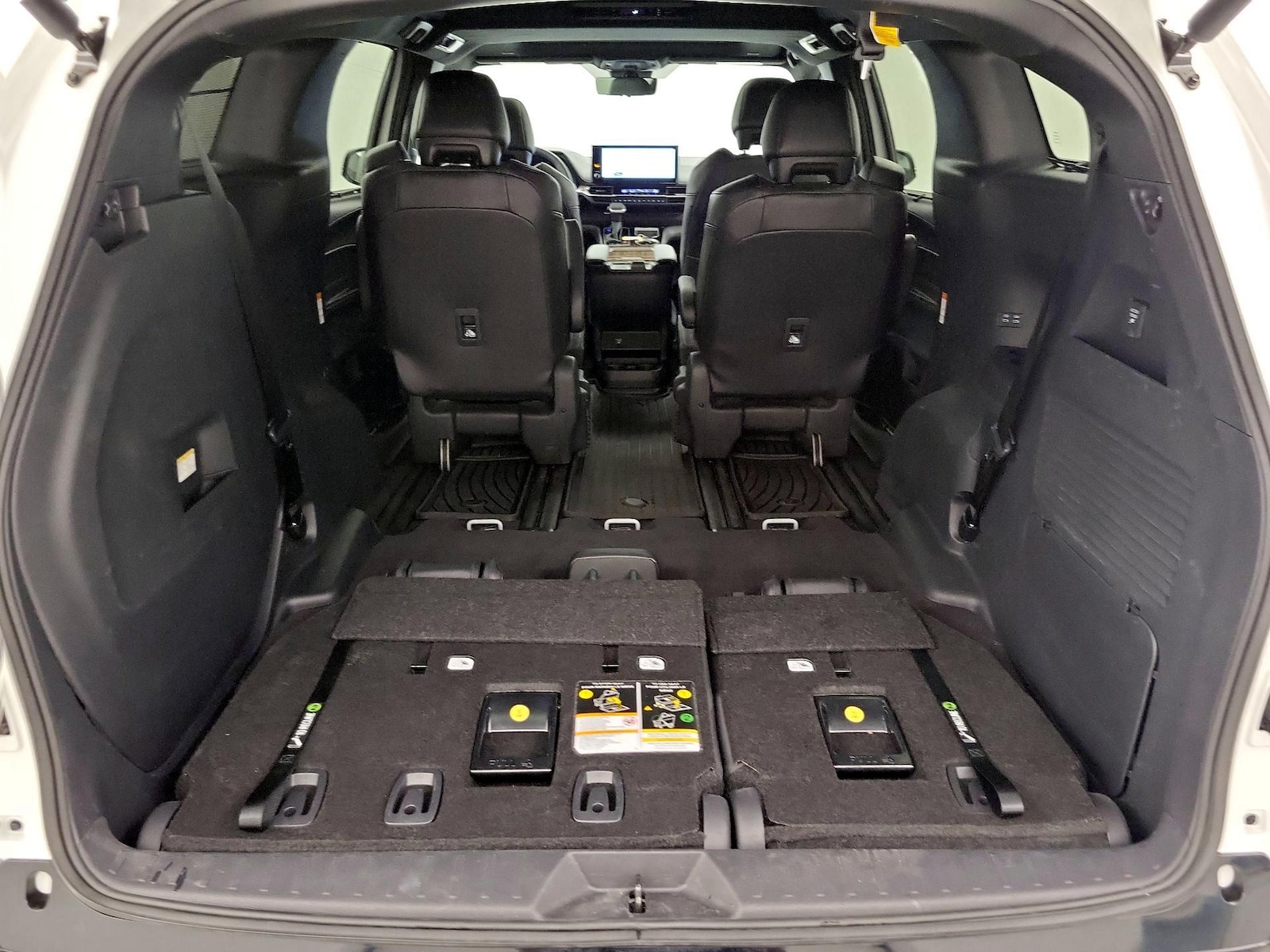 2026 Toyota Sienna Limited - Photo 24