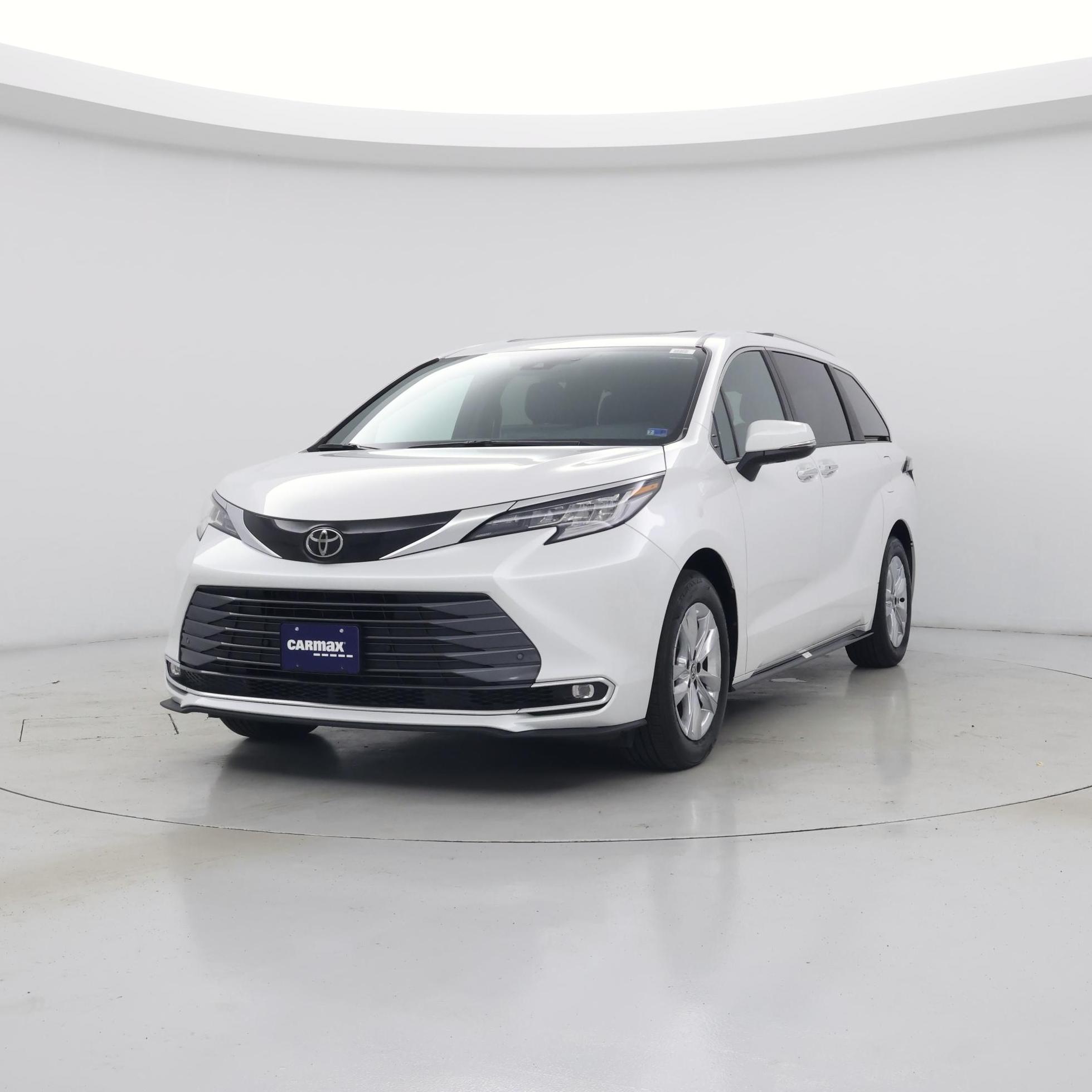Thumbnail: 2026 Toyota Sienna - 4
