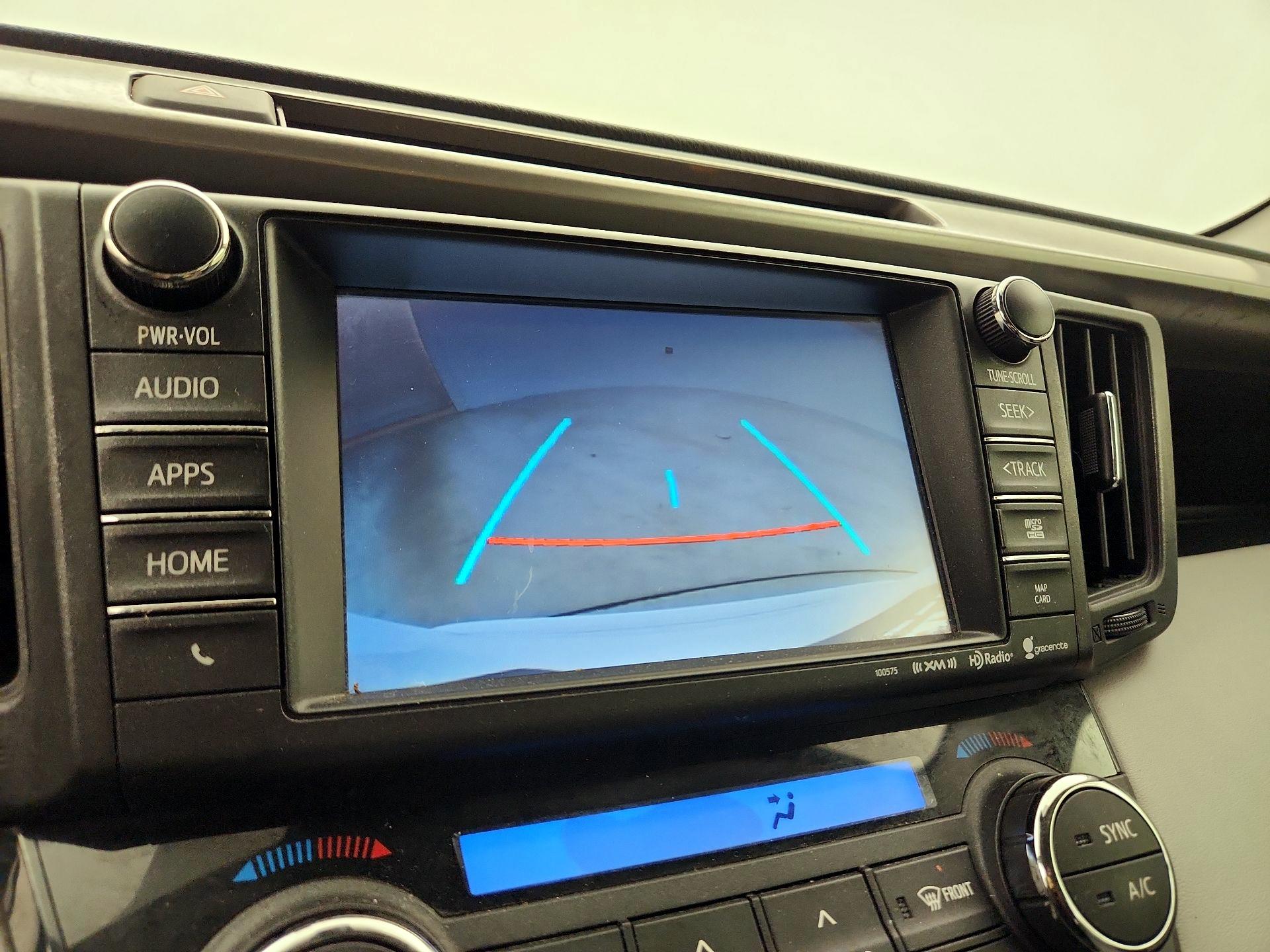 Thumbnail: 2016 Toyota RAV4 - 14