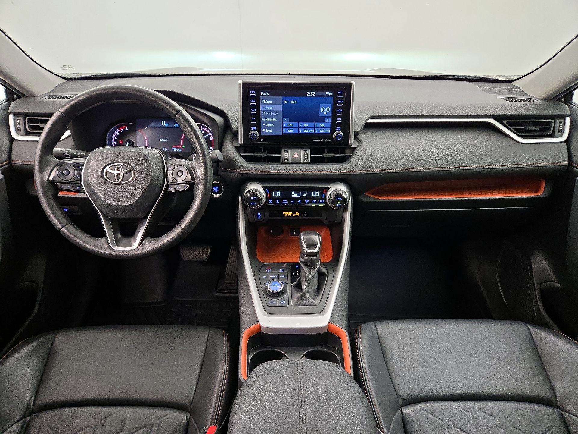 Thumbnail: 2021 Toyota RAV4 - 9