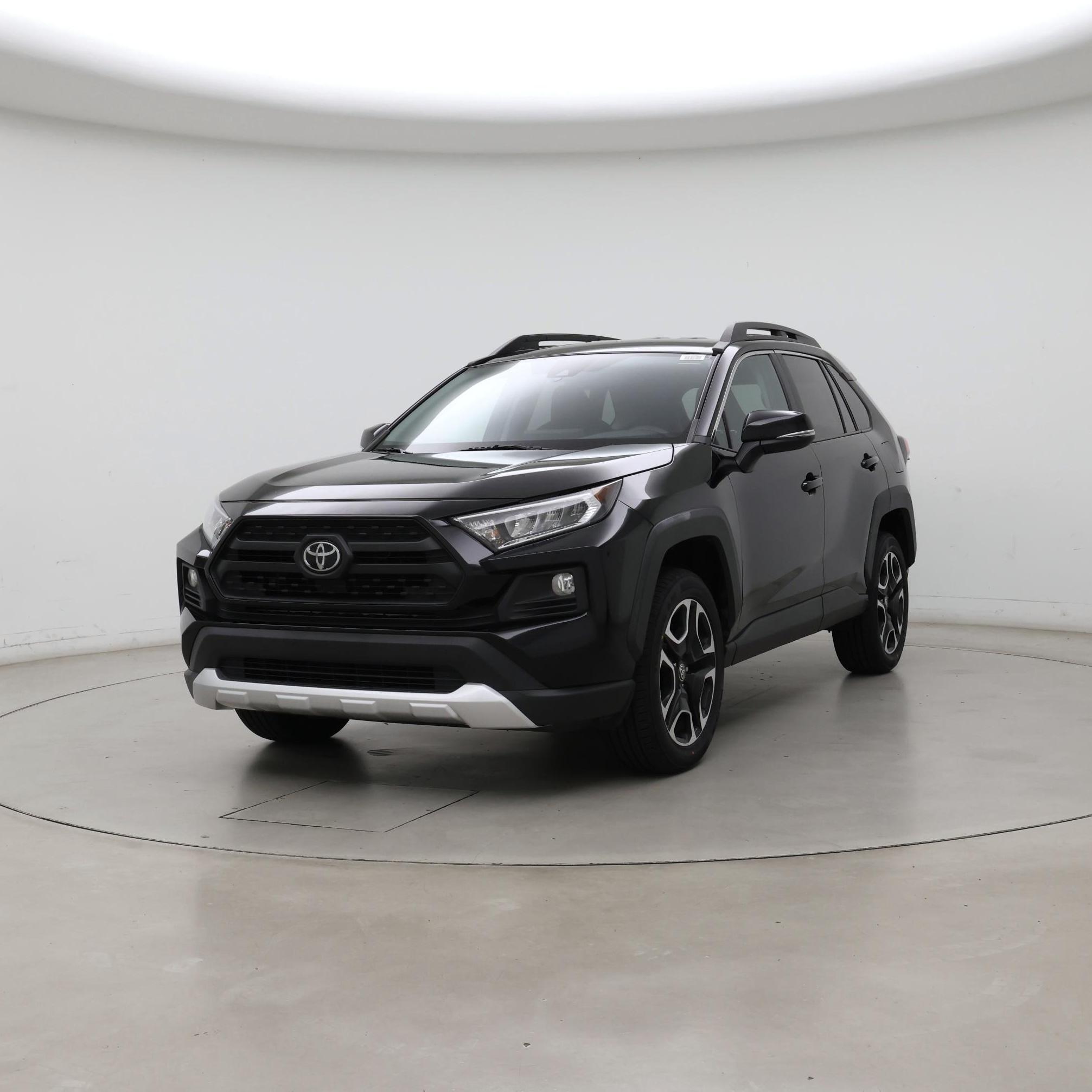 Thumbnail: 2021 Toyota RAV4 - 4