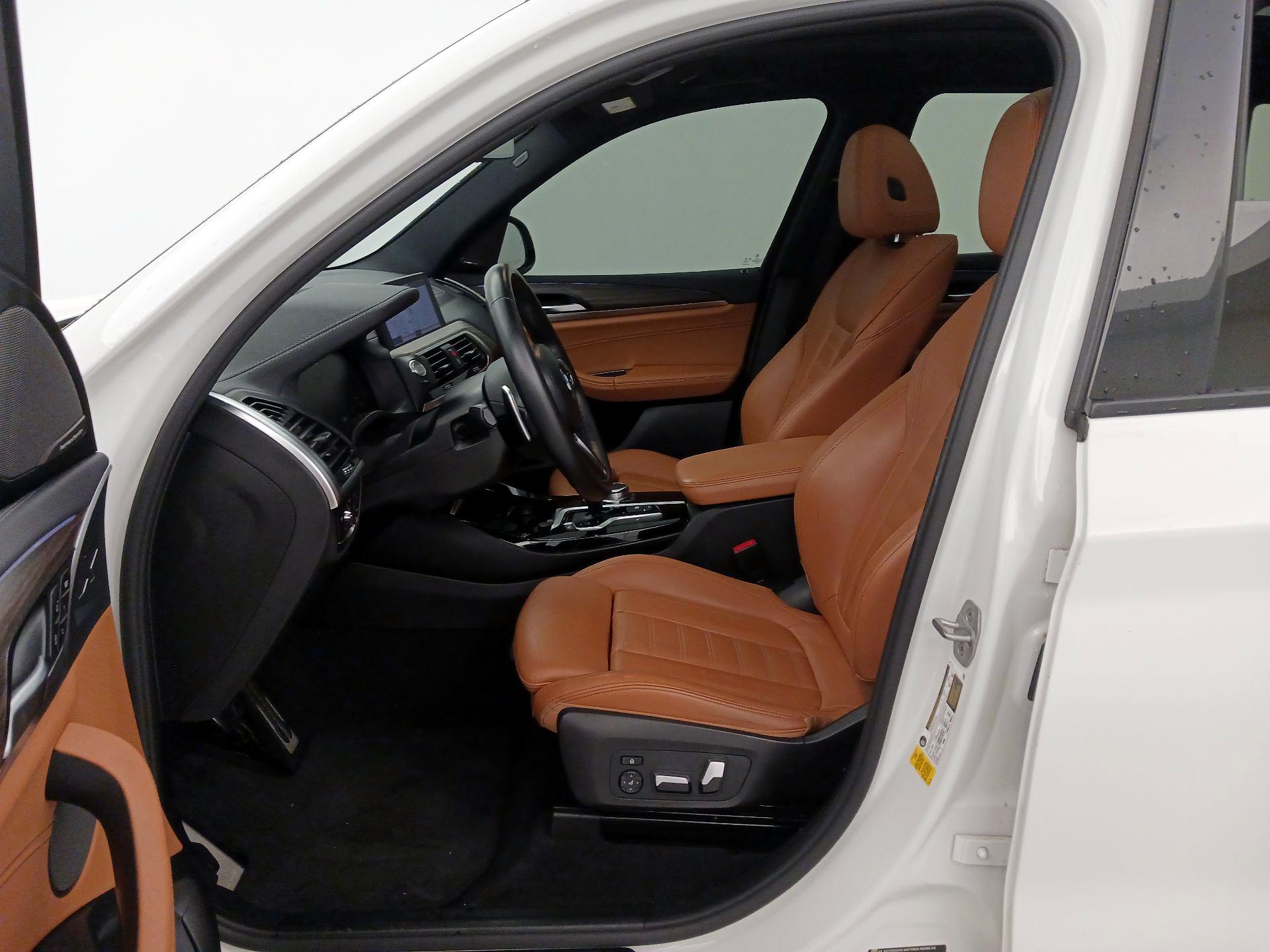 Thumbnail: 2021 BMW X3 - 11