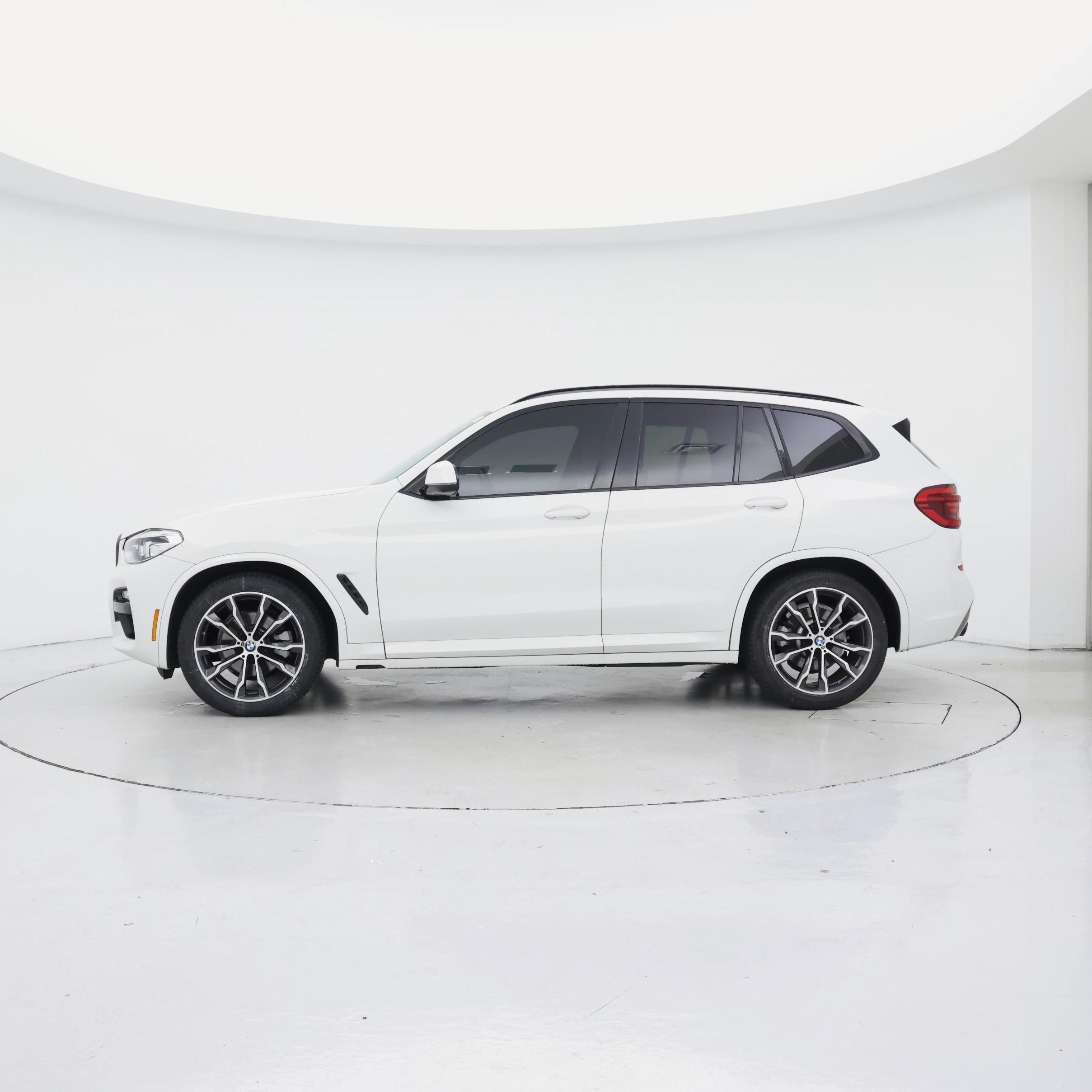 Thumbnail: 2021 BMW X3 - 3