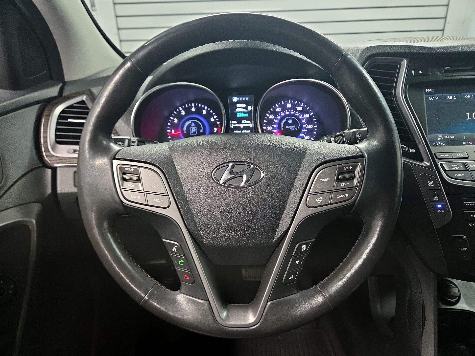 Thumbnail: 2014 Hyundai Santa Fe - 10