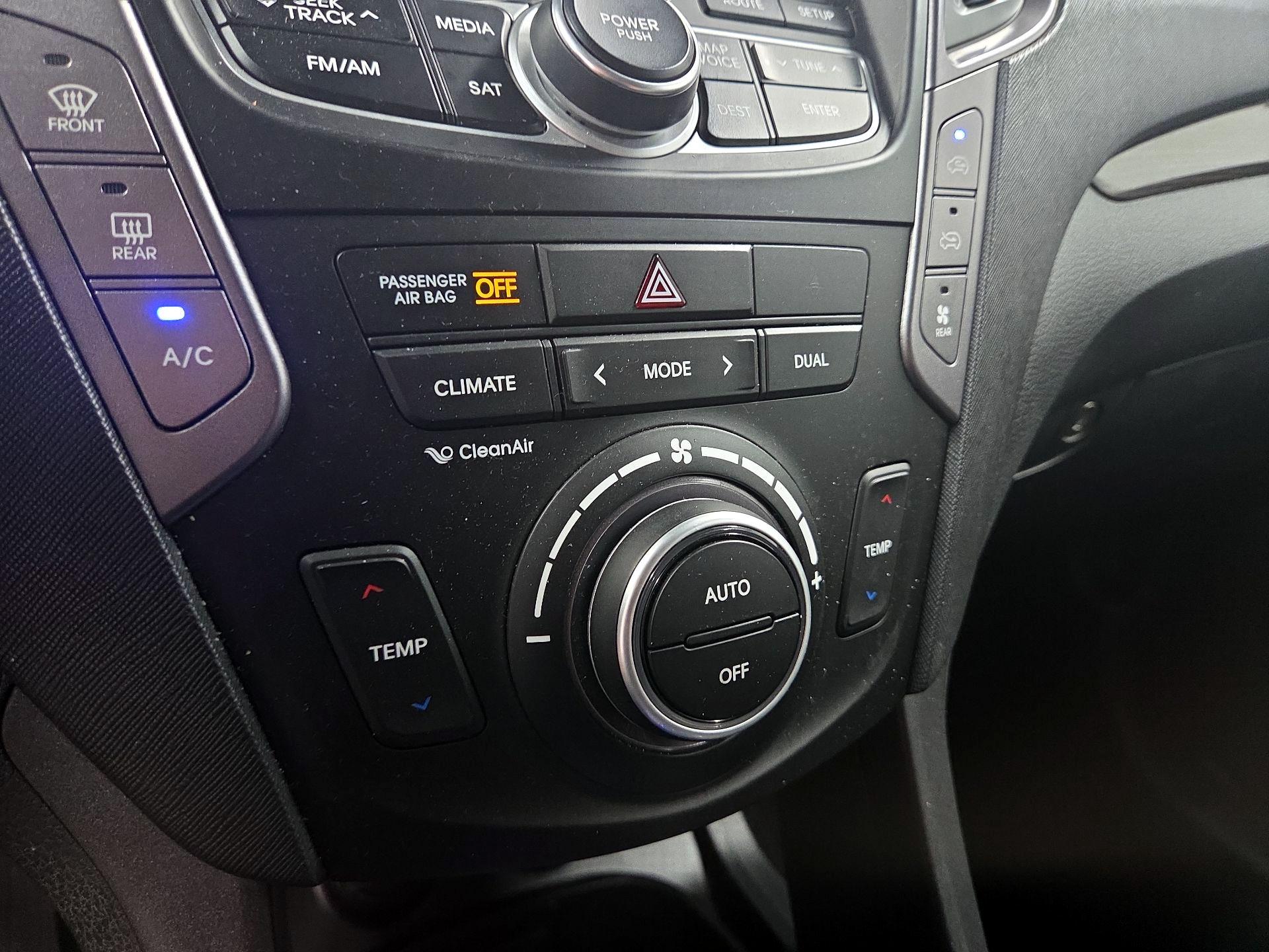 Thumbnail: 2014 Hyundai Santa Fe - 14