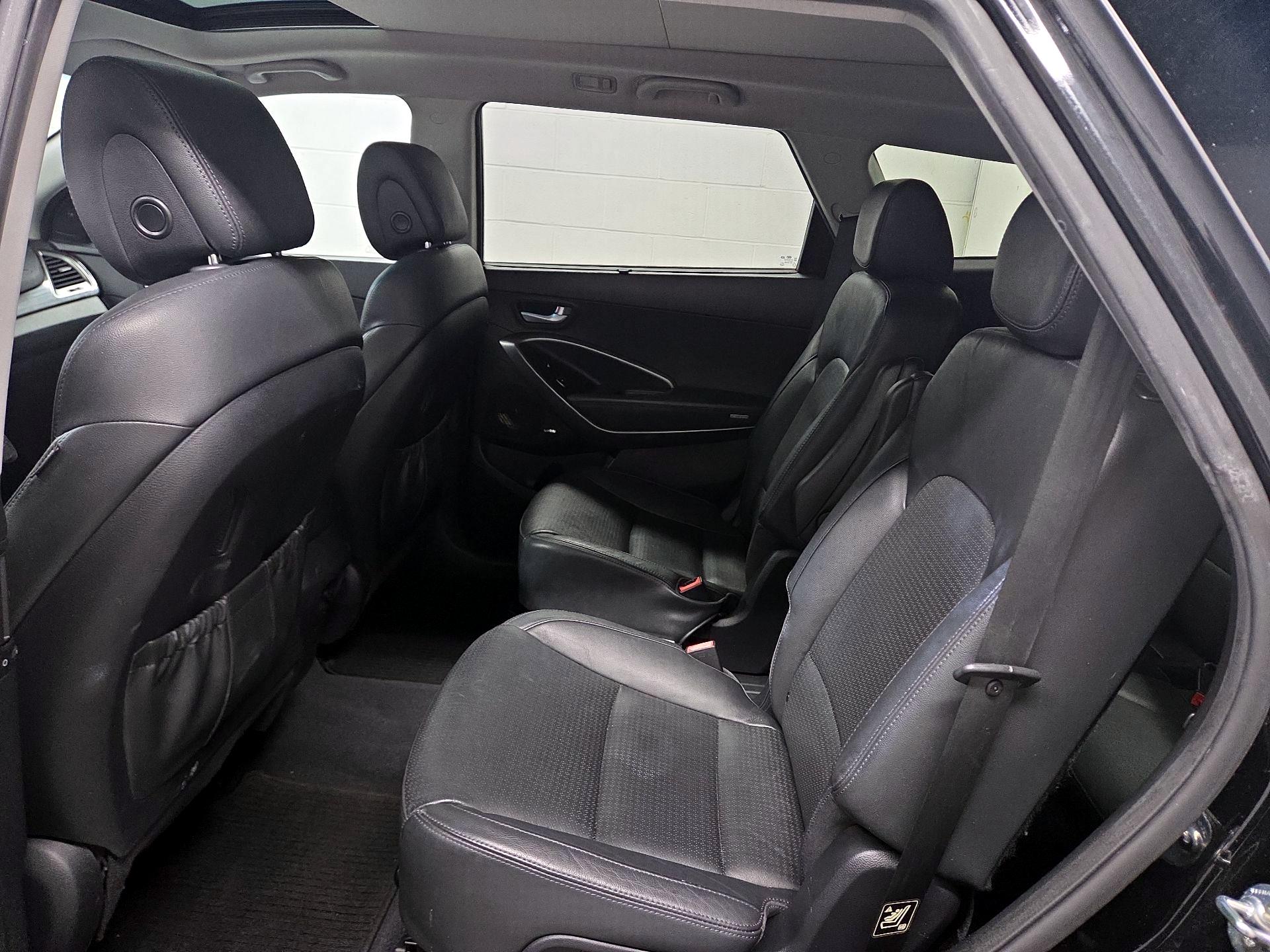 Thumbnail: 2014 Hyundai Santa Fe - 16