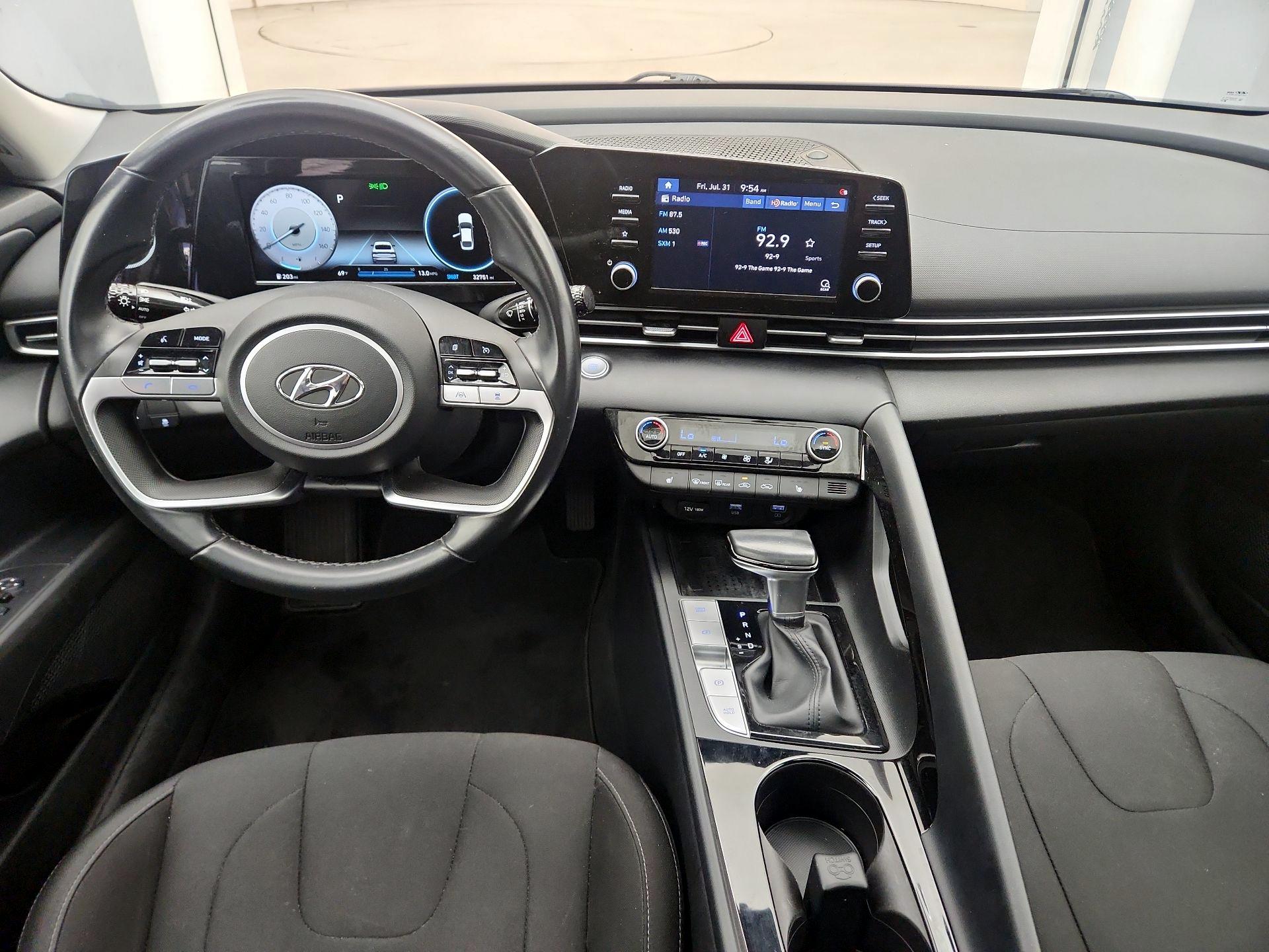 Thumbnail: 2021 Hyundai Elantra - 9