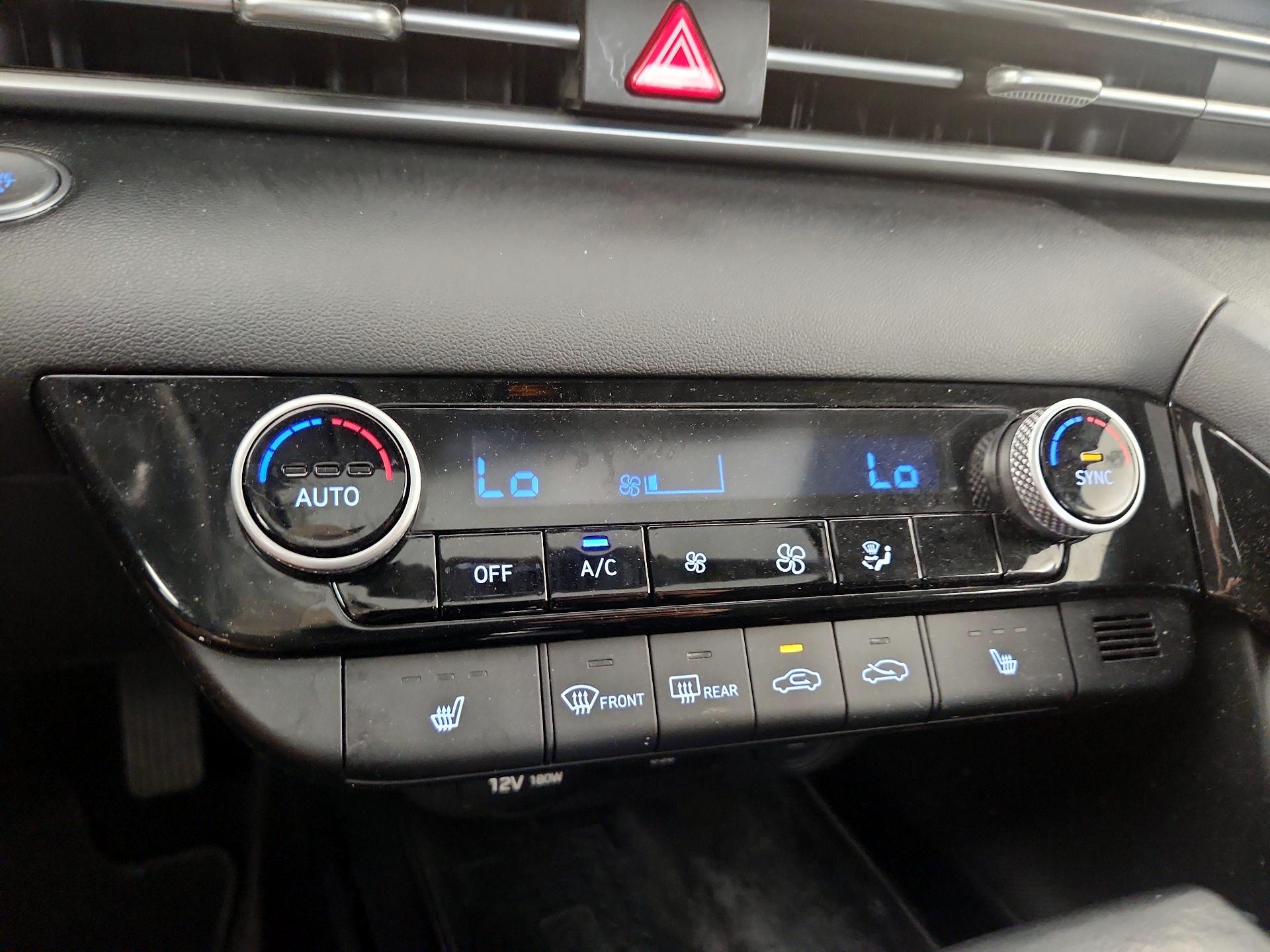 Thumbnail: 2021 Hyundai Elantra - 16