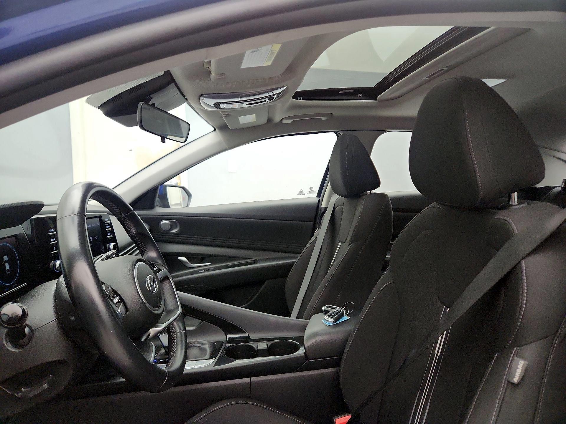 Thumbnail: 2021 Hyundai Elantra - 19
