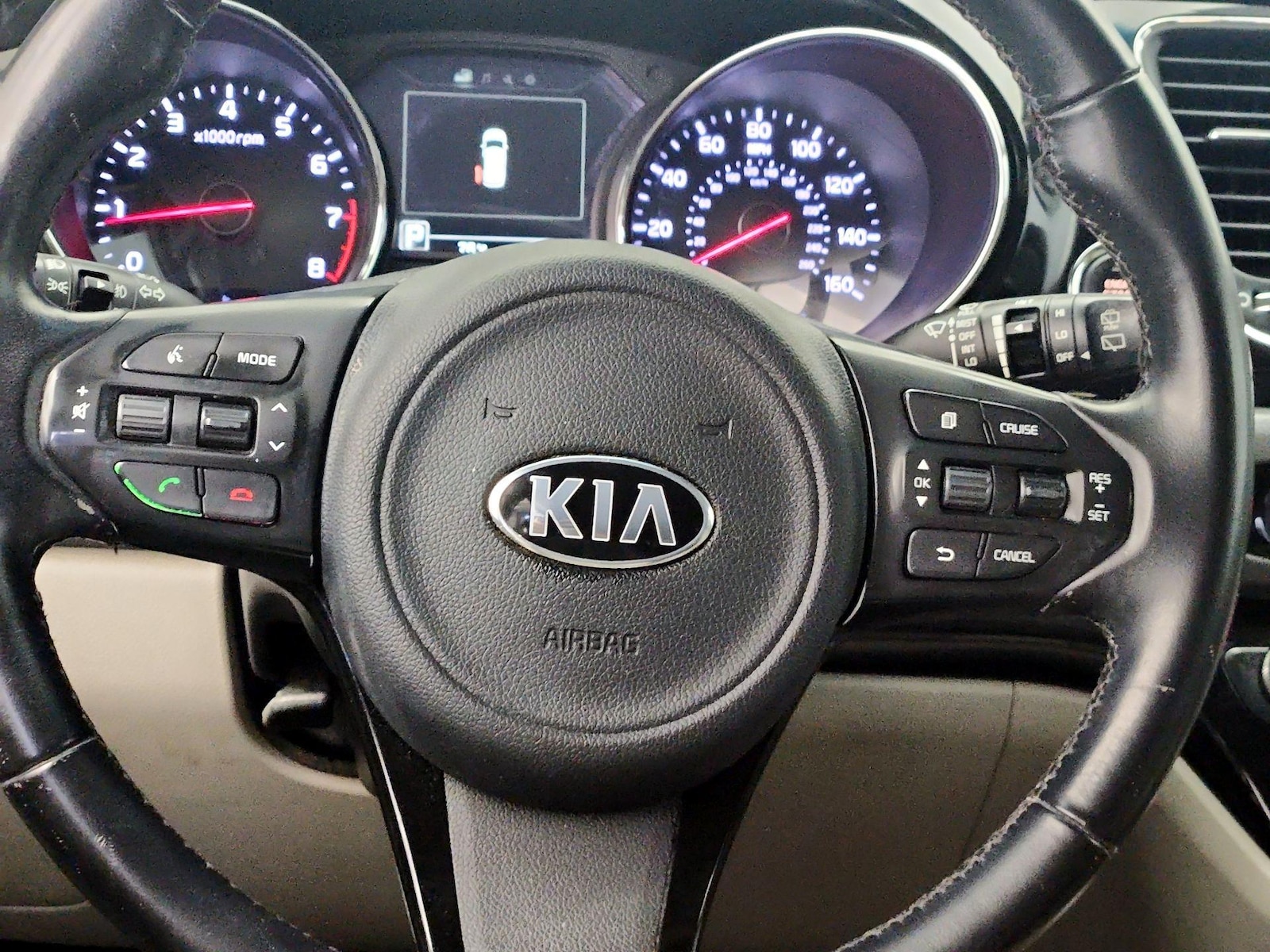 2016 Kia Sedona EX - Photo 11