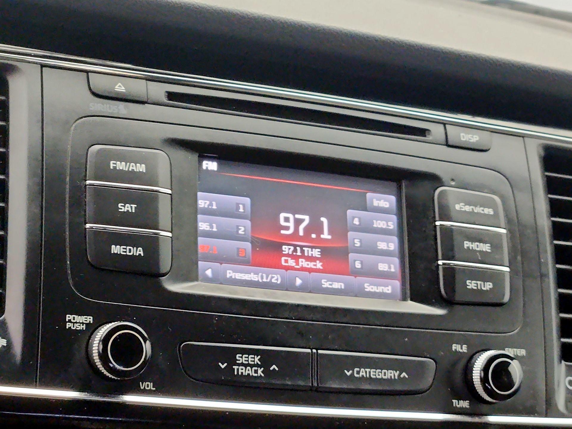 Thumbnail: 2016 Kia Sedona - 15