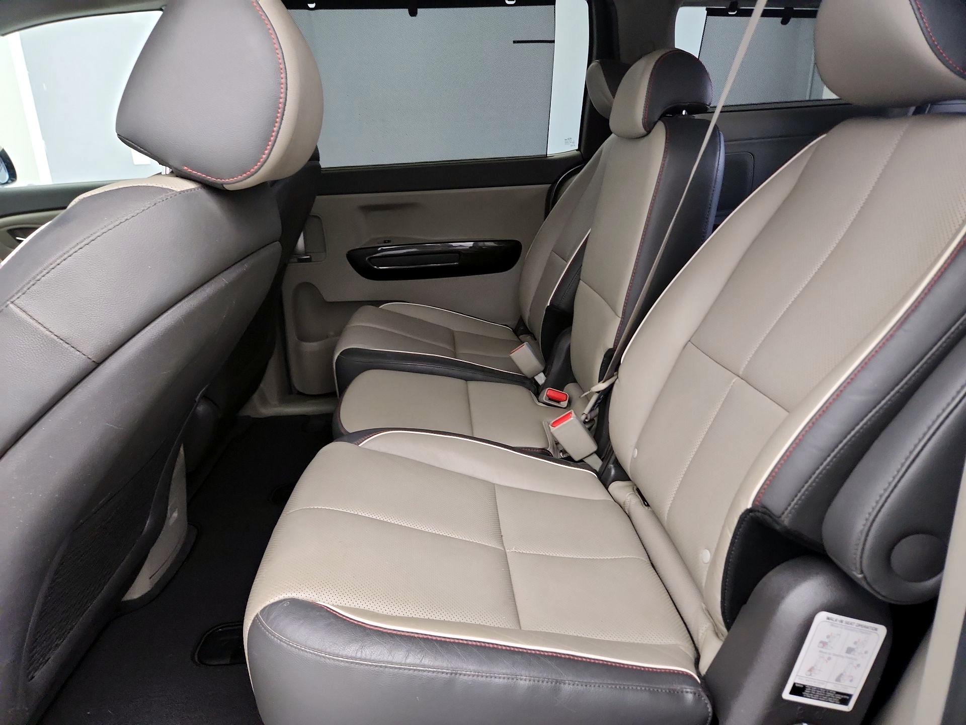 Thumbnail: 2016 Kia Sedona - 19