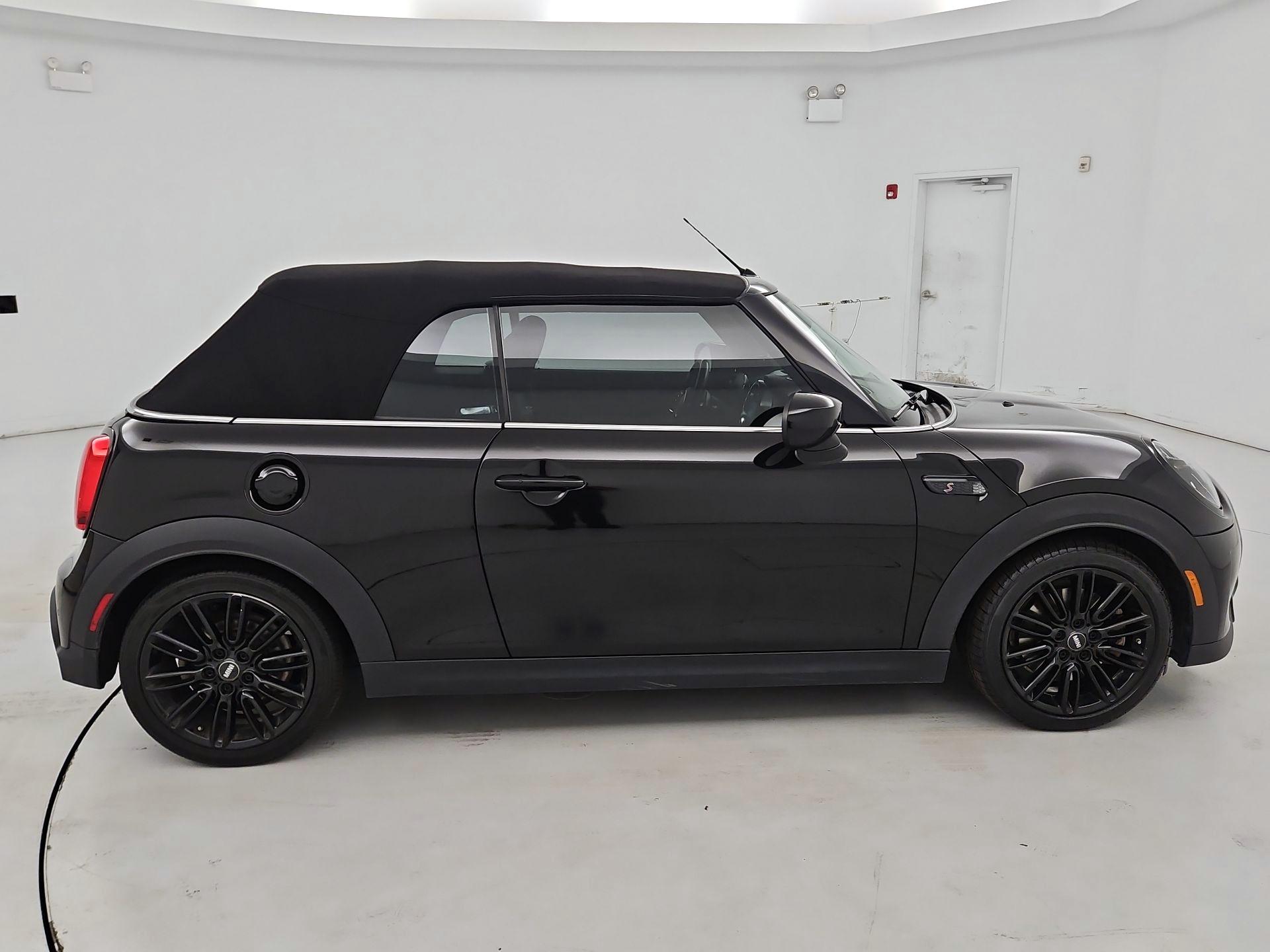 Thumbnail: 2022 MINI Cooper - 4