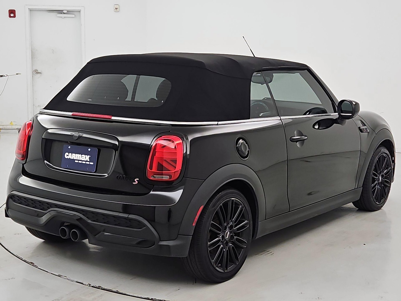 2022 MINI Convertible S - Photo 5