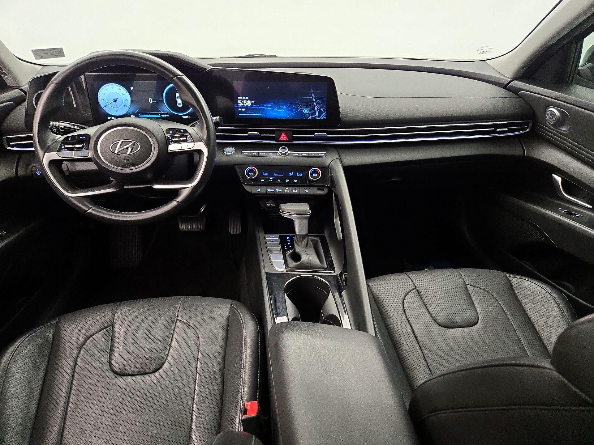 Thumbnail: 2023 Hyundai Elantra - 9