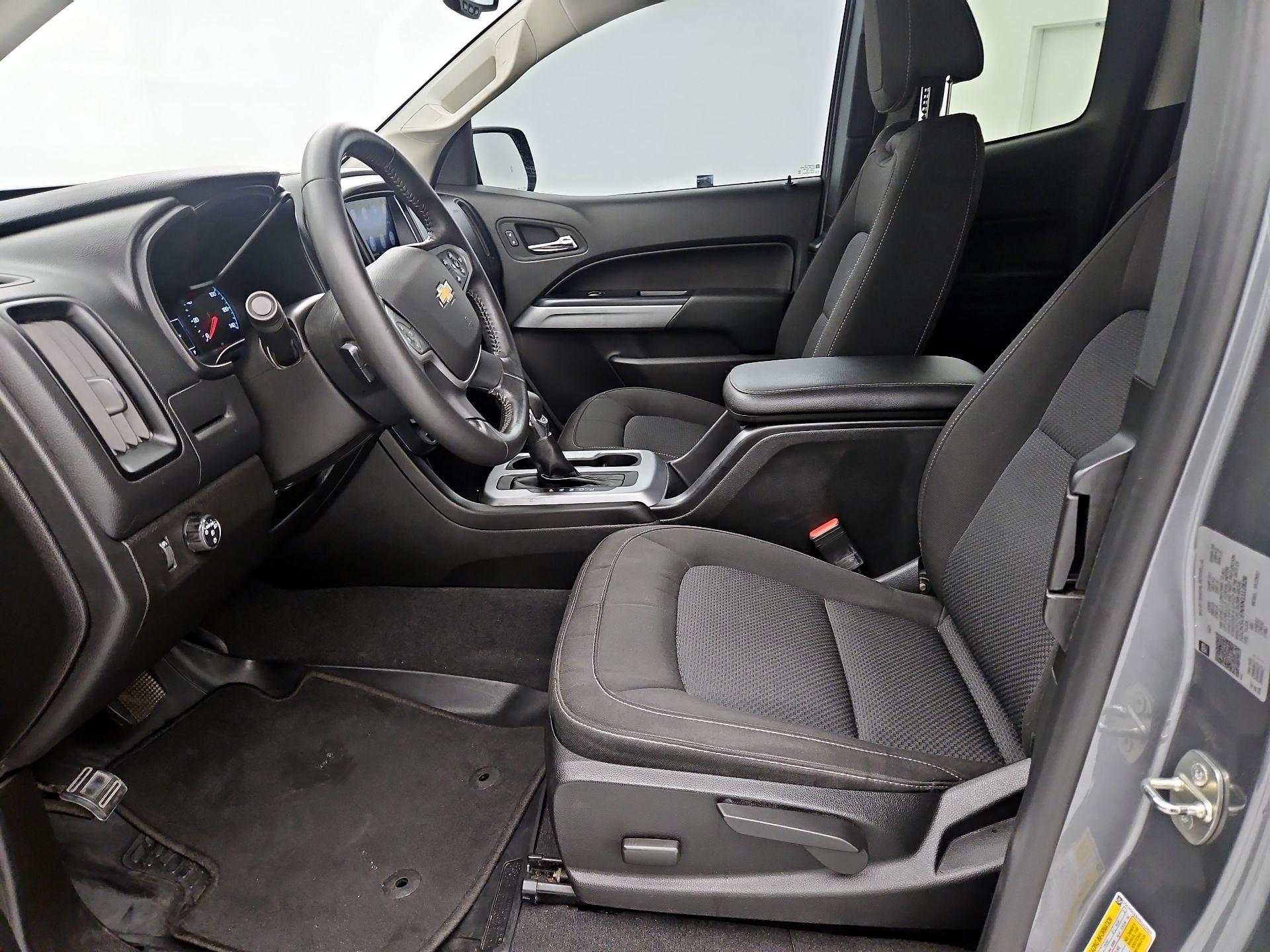 Thumbnail: 2022 Chevrolet Colorado - 11