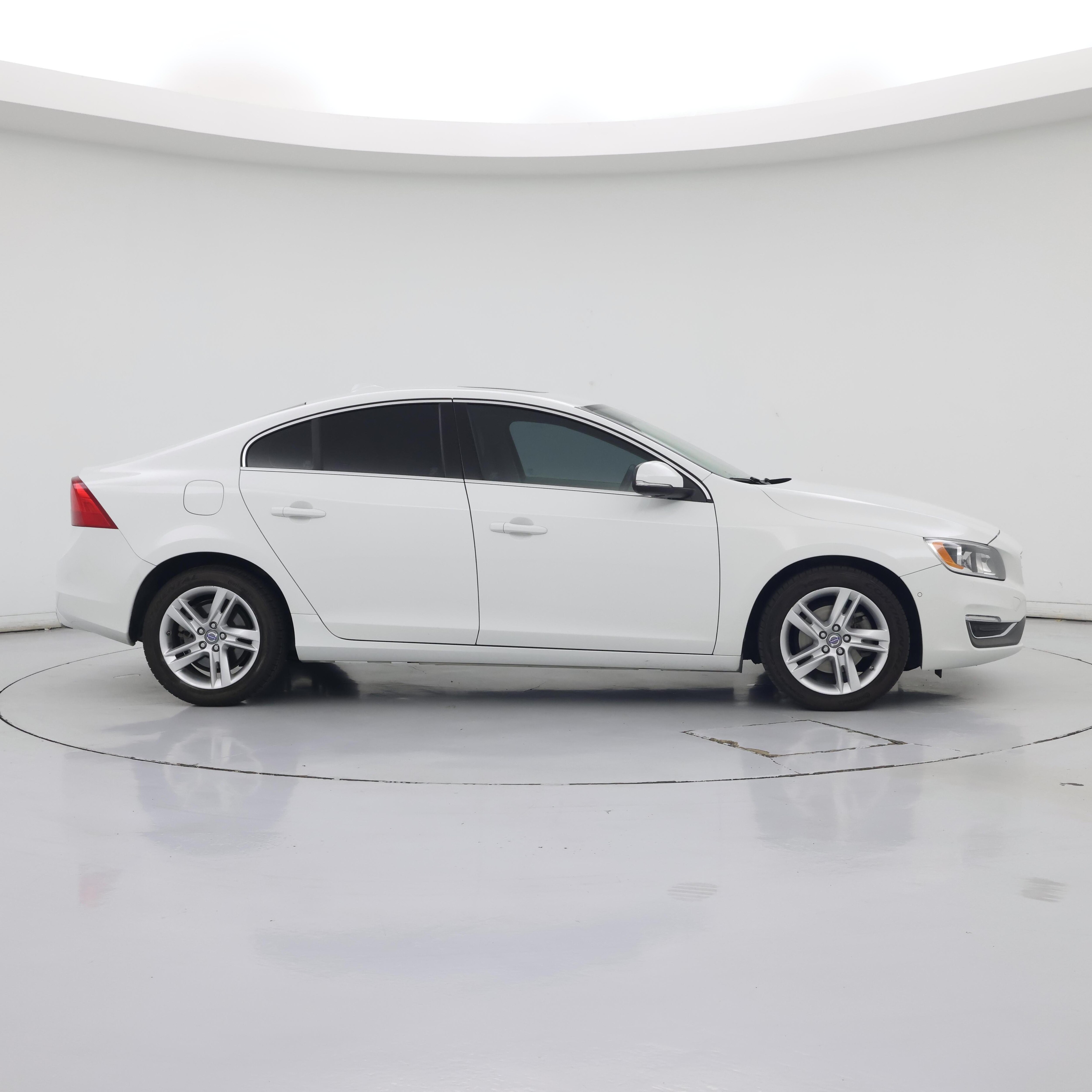 Thumbnail: 2015 Volvo S60 - 7