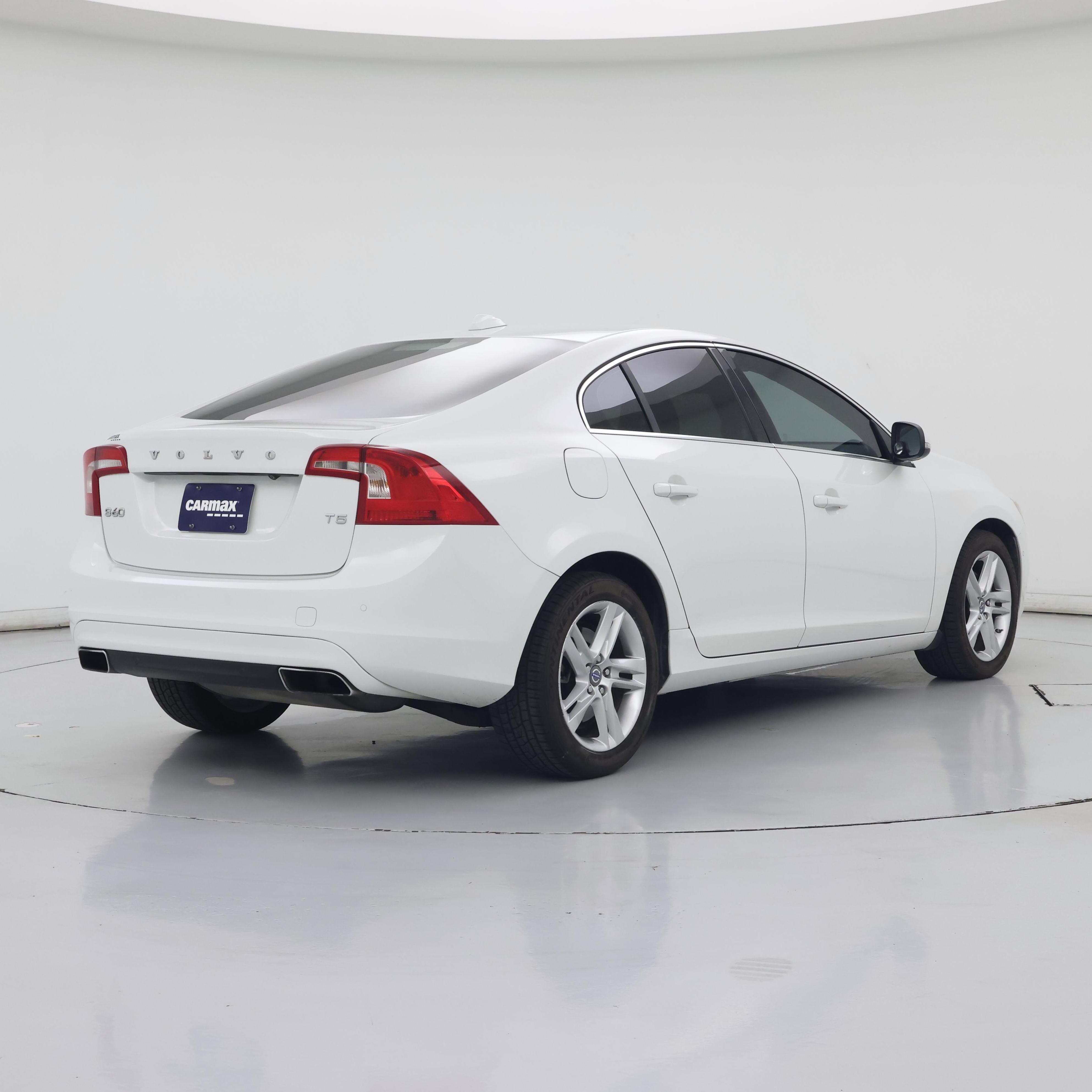 Thumbnail: 2015 Volvo S60 - 8