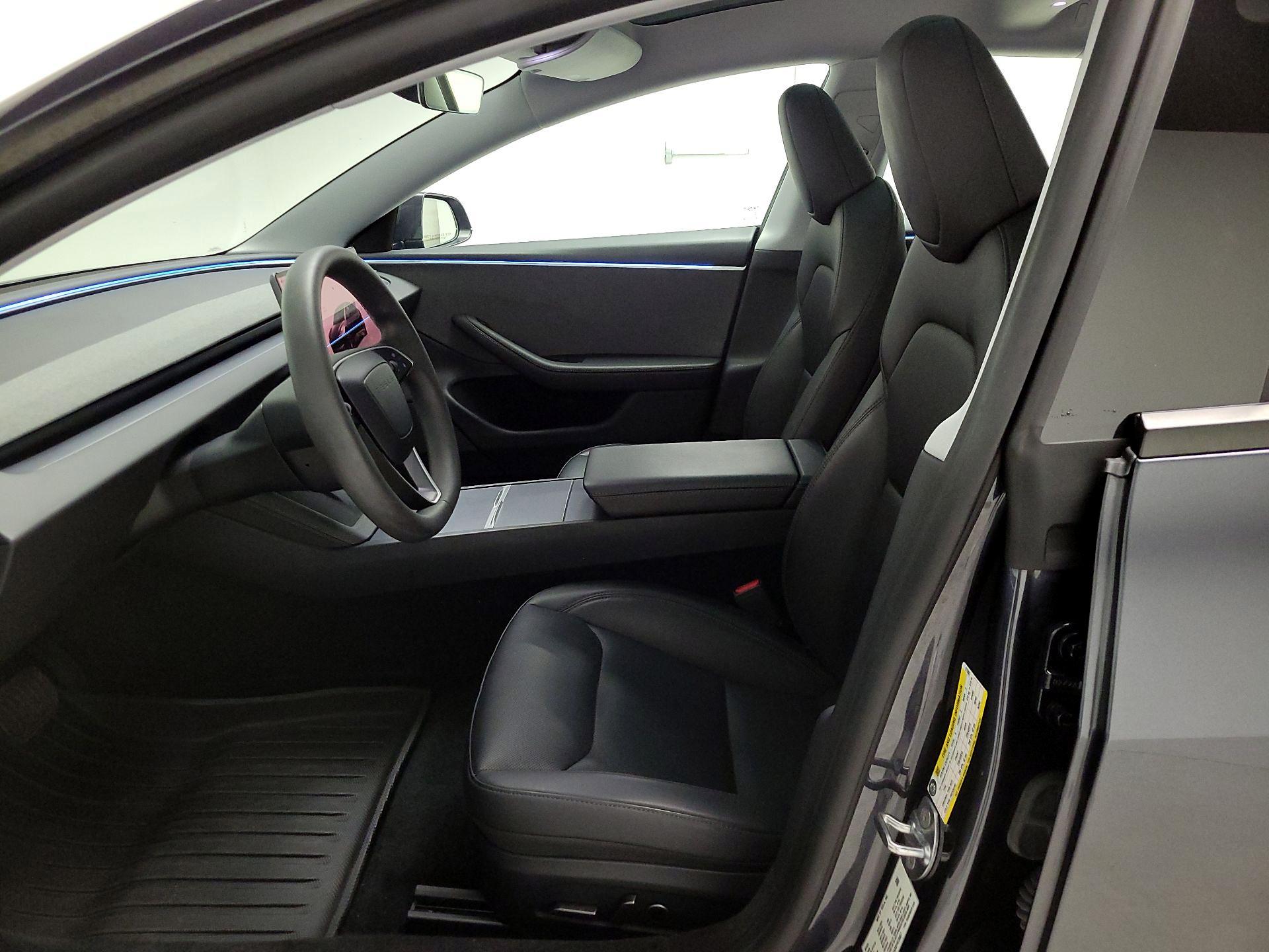 Thumbnail: 2025 Tesla Model 3 - 11