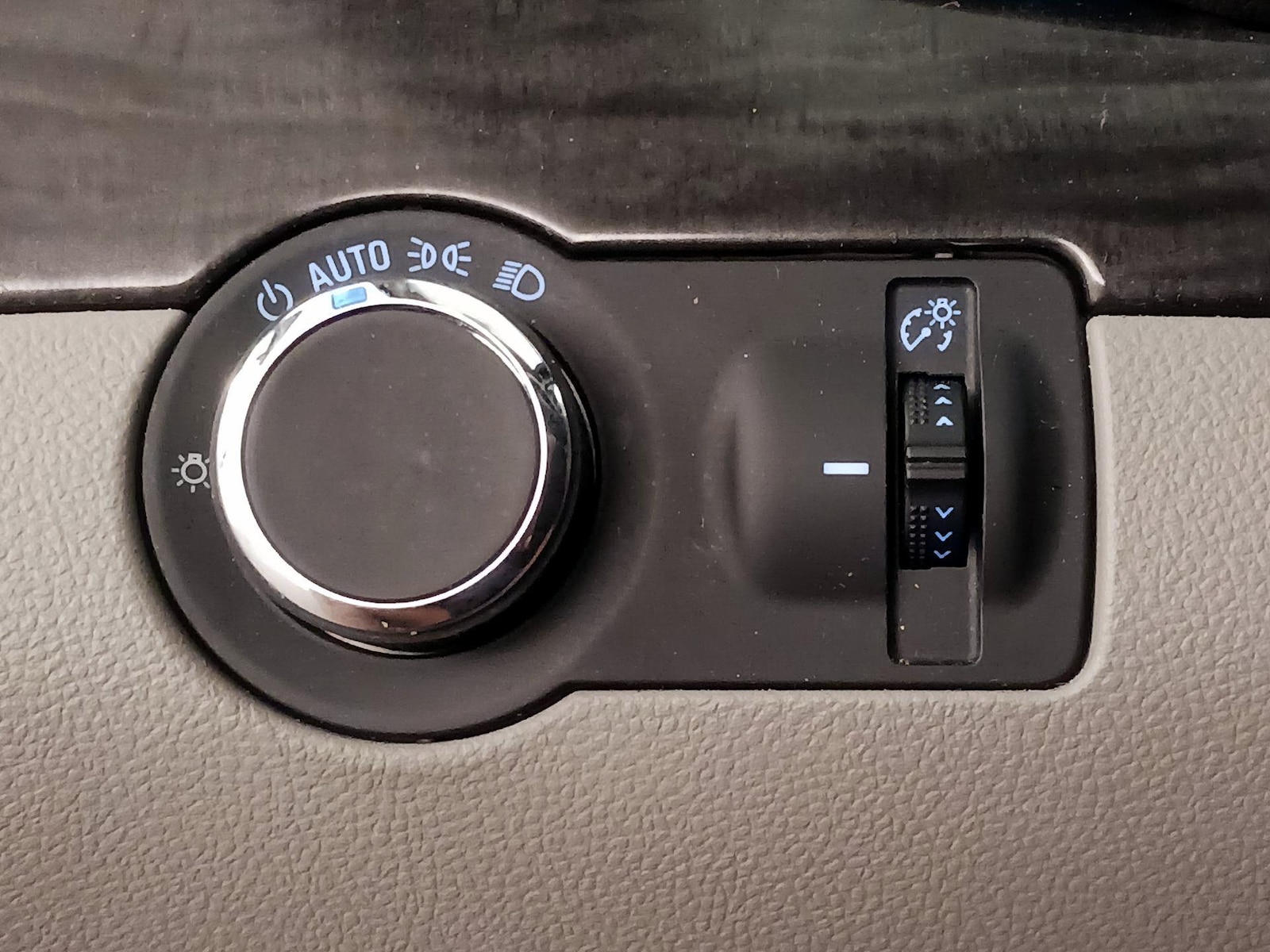 2016 Buick Encore Base - Photo 14