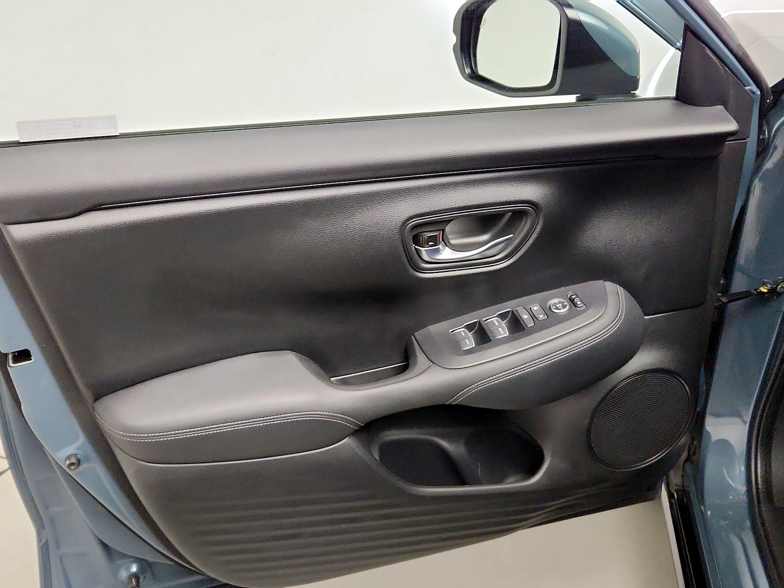 2024 Honda HR-V EX-L - Photo 13