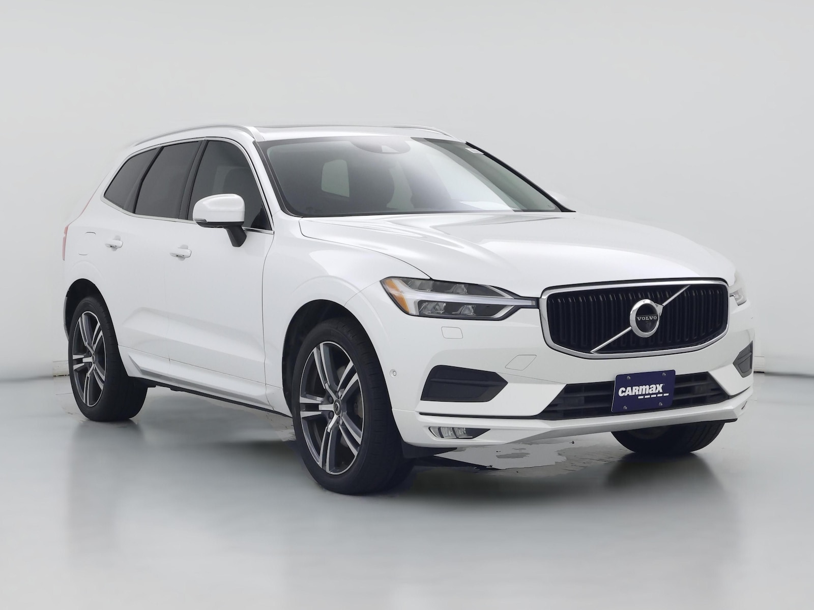 2019 Volvo XC60 Momentum - Photo 1